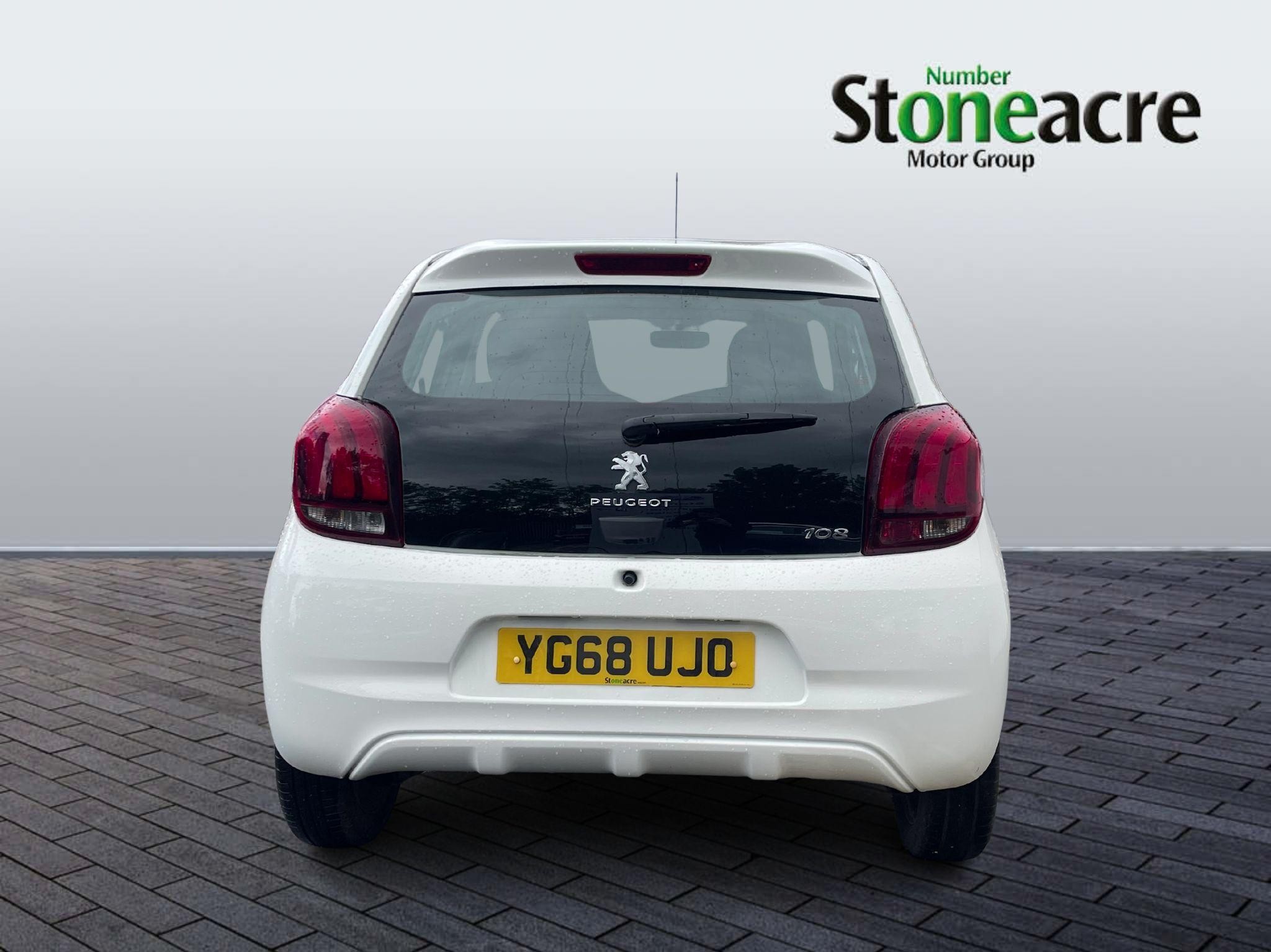 Peugeot 108 Image 6