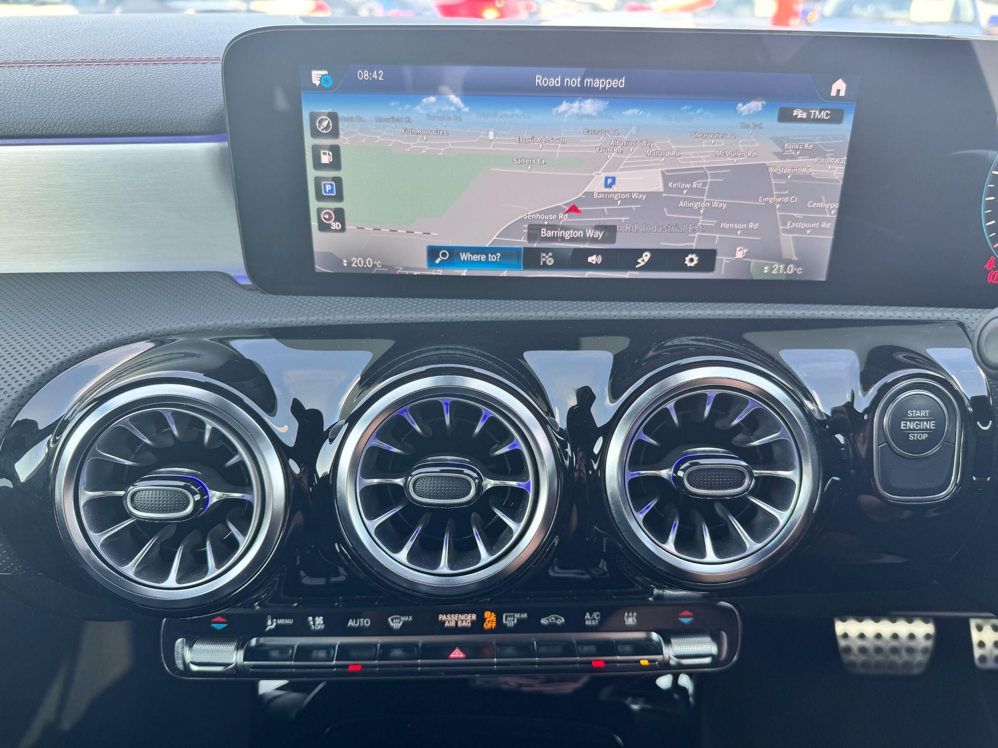 Mercedes-Benz CLA Image 19