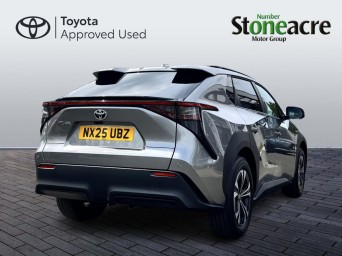 Toyota bZ4X 71.4 kWh Motion Auto 5dr (11kW OBC) NX25UBZ Image 3