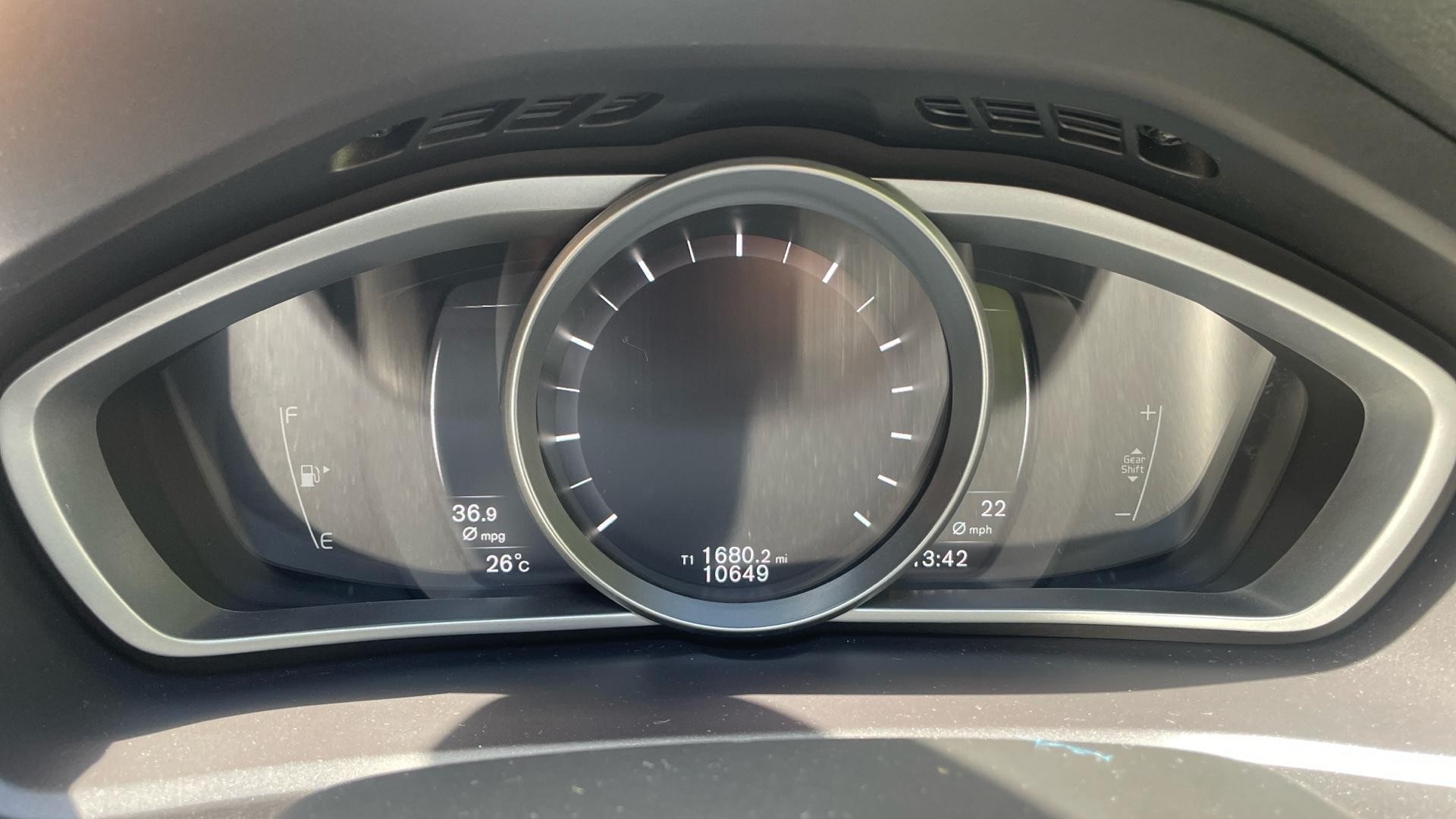 Volvo V40 Image 17