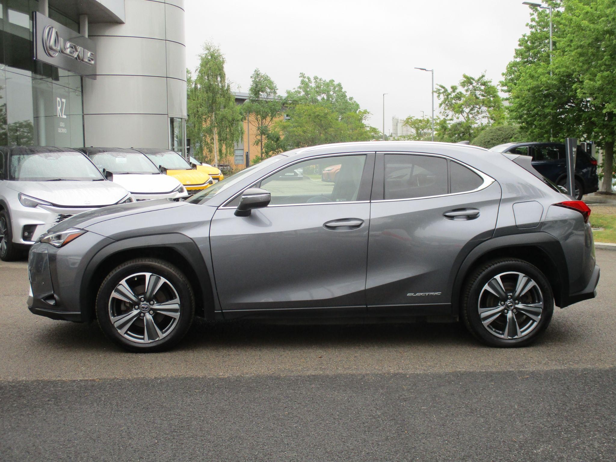 Lexus UX Image 4
