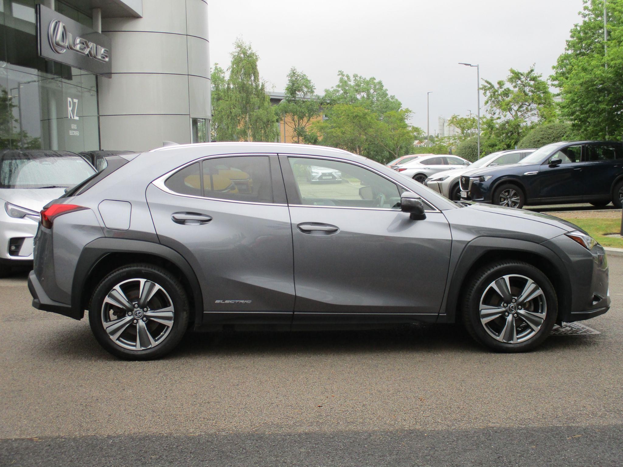 Lexus UX Image 7