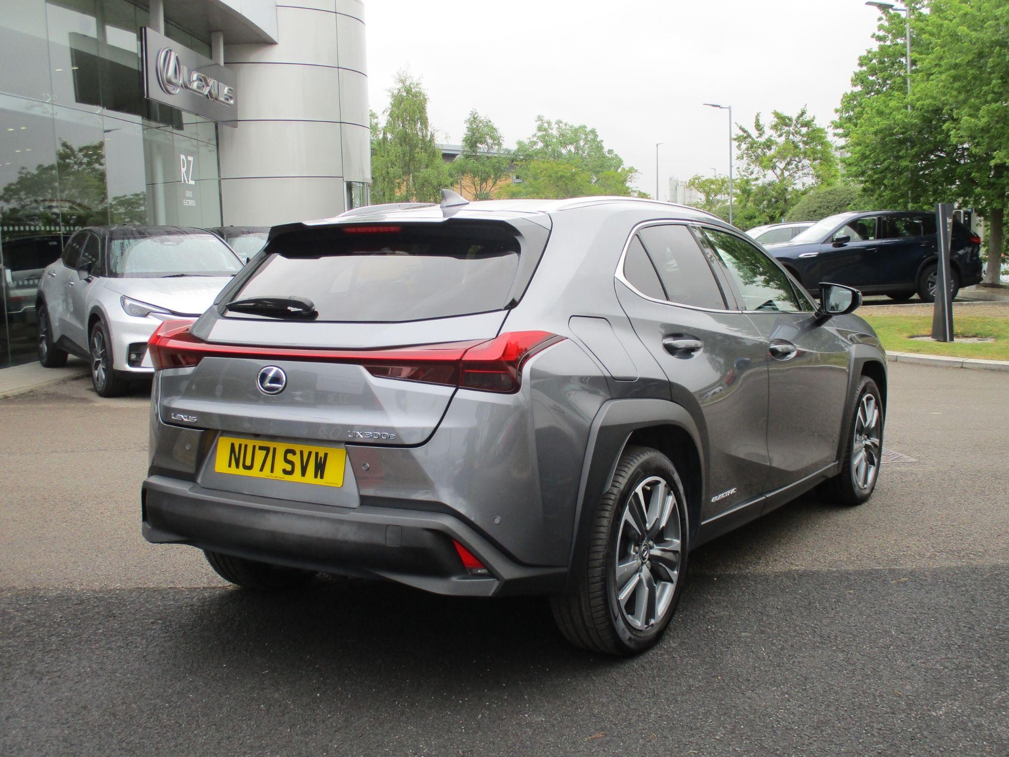 Lexus UX Image 10