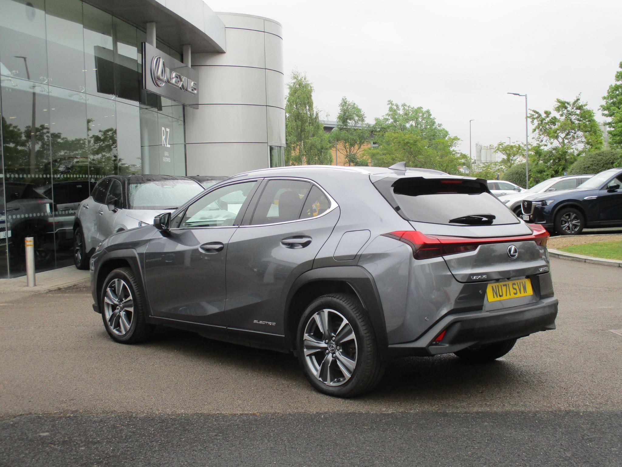 Lexus UX Image 13