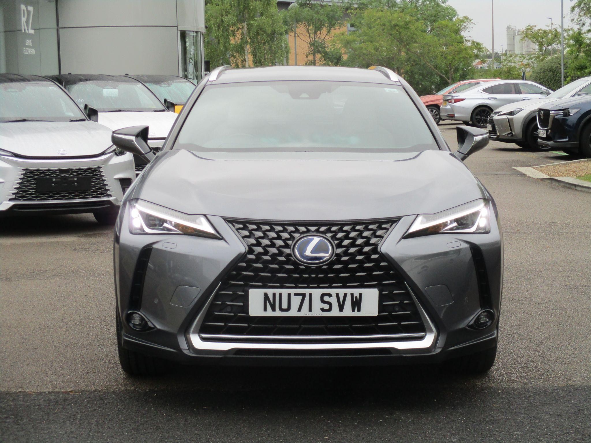 Lexus UX Image 18