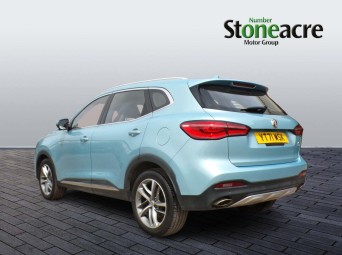 MG HS Plug-In Hybrid 1.5 T-GDI 16.6 kWh Exclusive Auto Euro 6 (s/s) 5dr YT71WSK Image 3