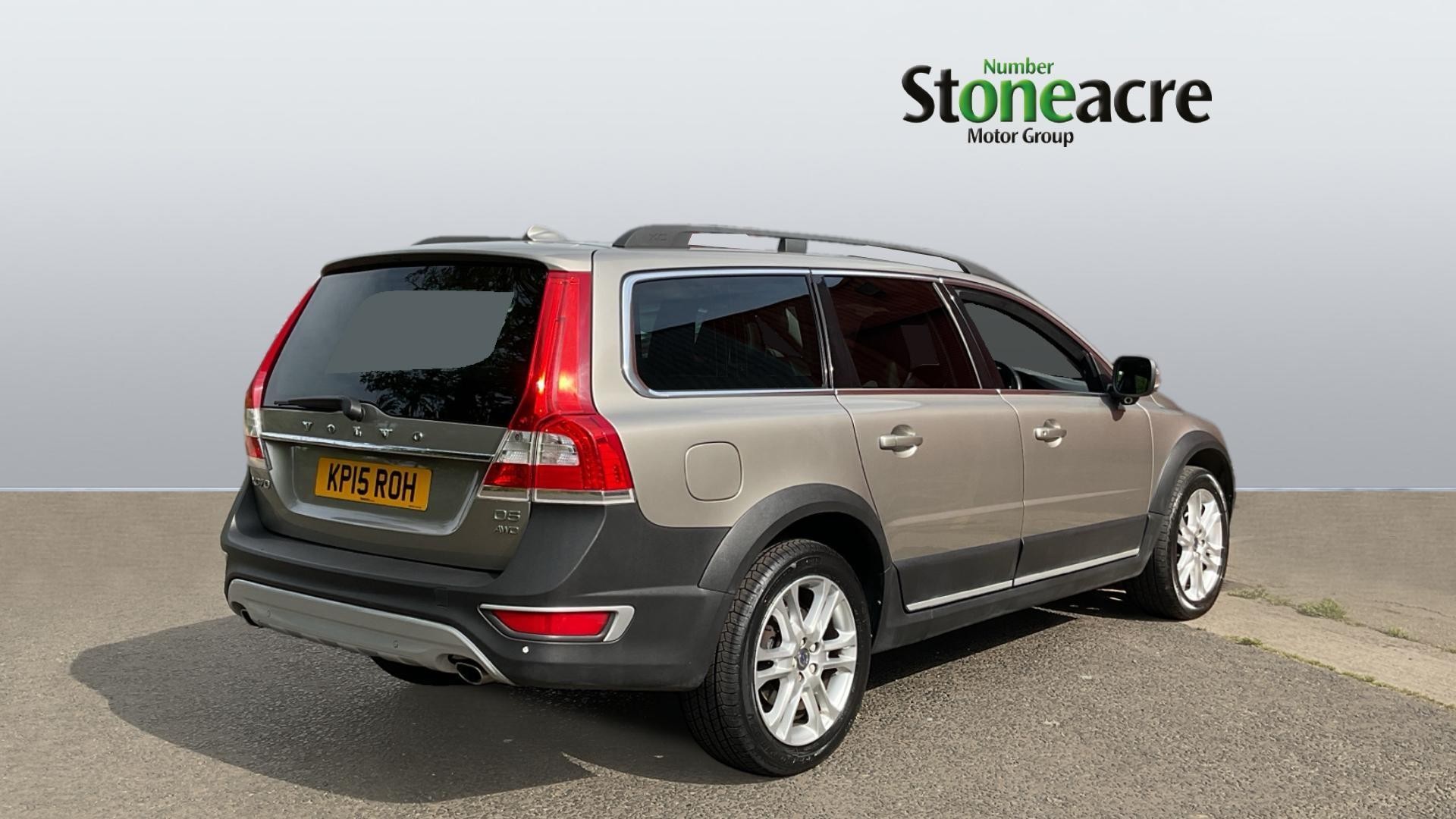 Volvo XC70 Image 2