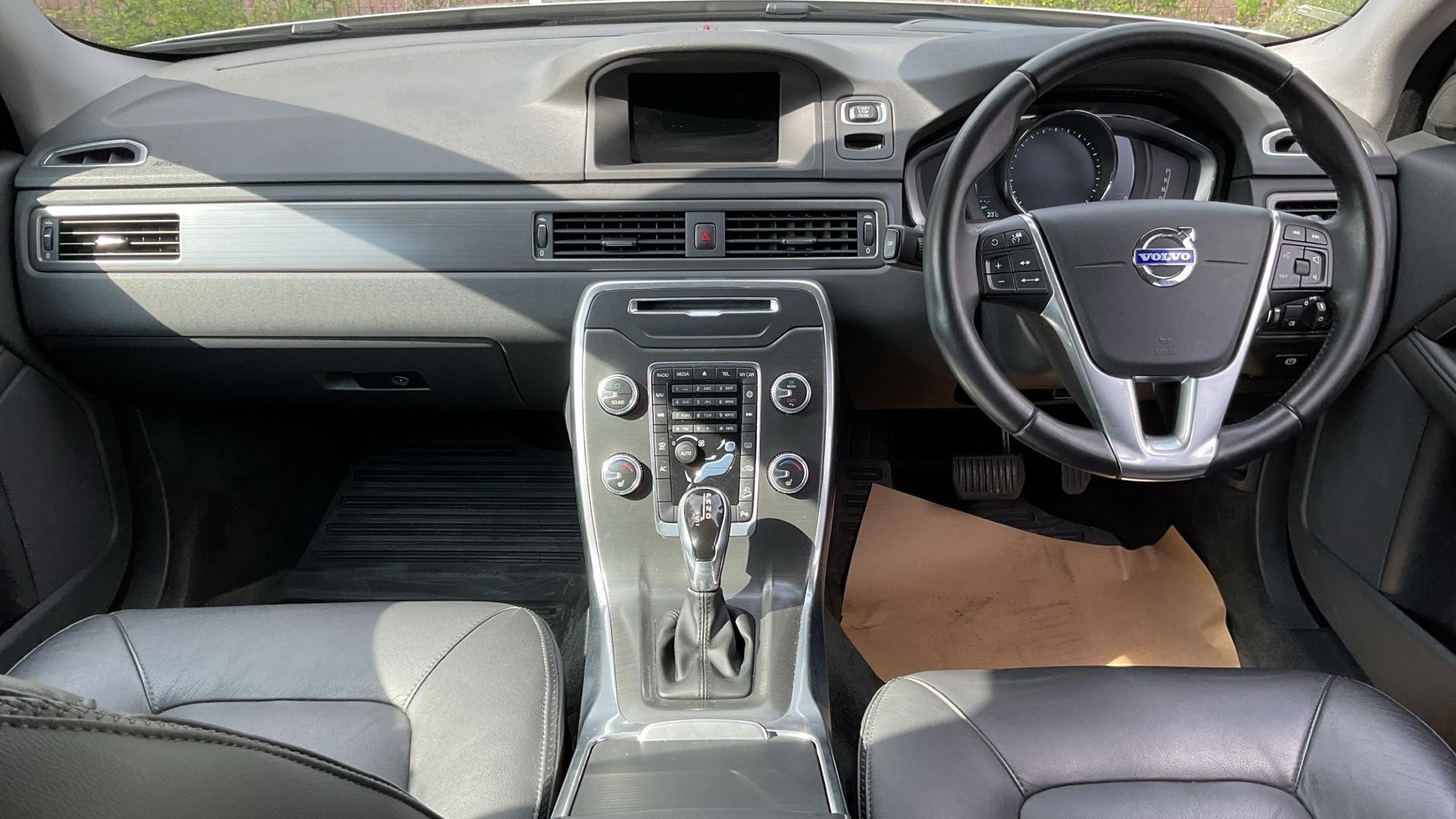 Volvo XC70 Image 5