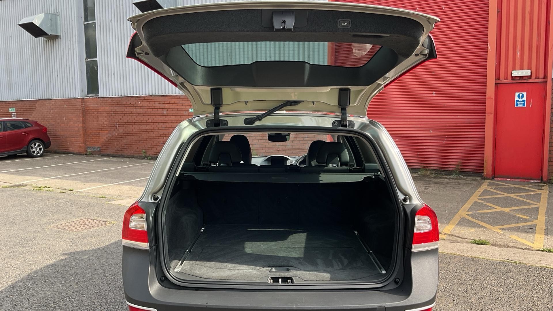 Volvo XC70 Image 13