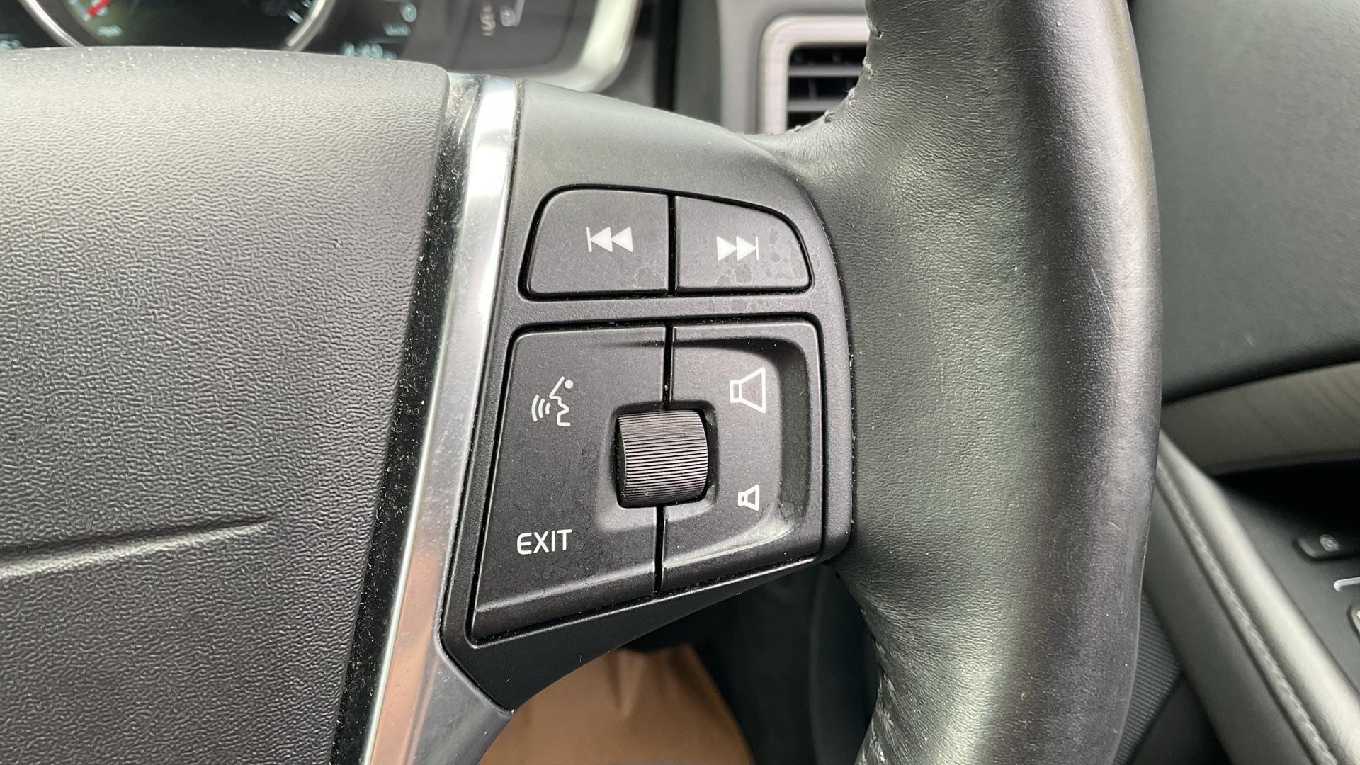 Volvo XC70 Image 21