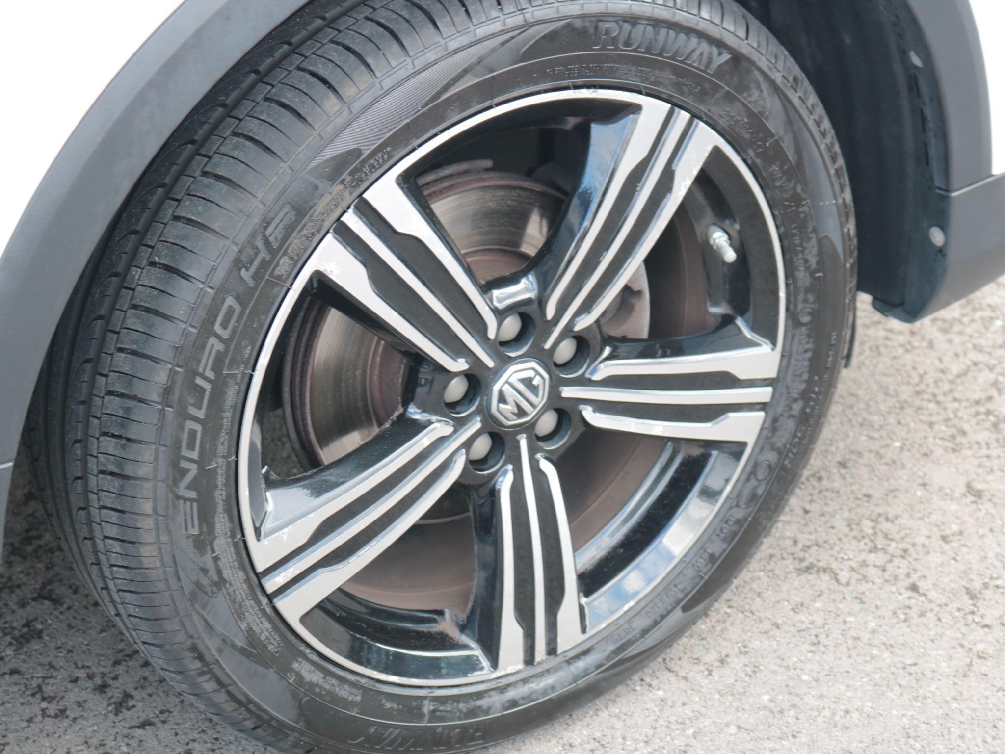 MG ZS Image 9