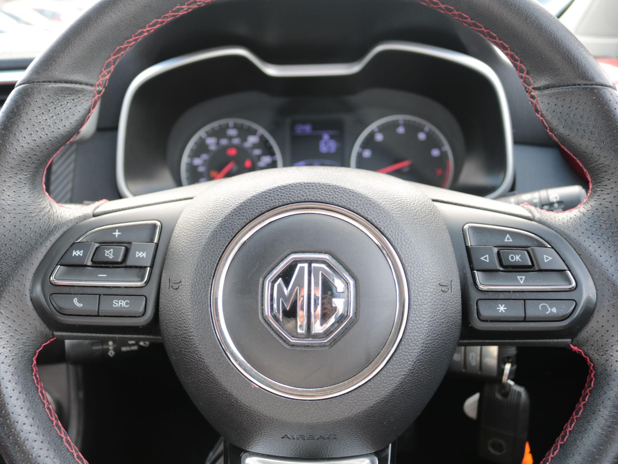 MG ZS Image 15