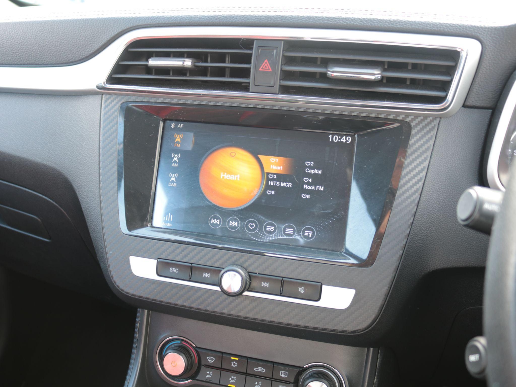 MG ZS Image 18