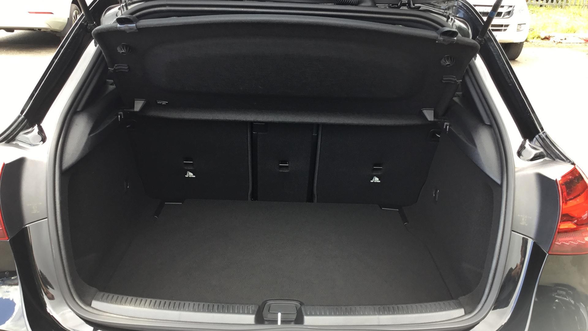 Mercedes-Benz A-Class Image 36