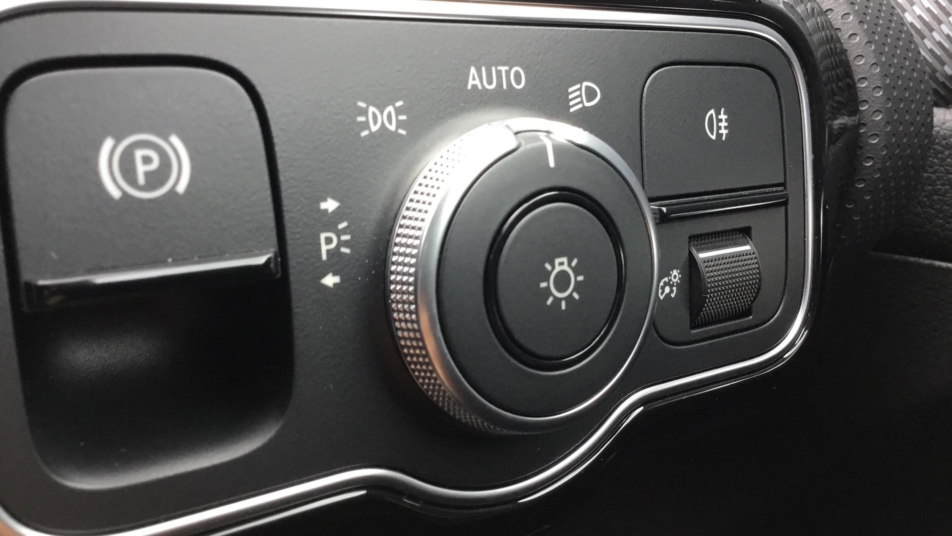 Mercedes-Benz A-Class Image 42