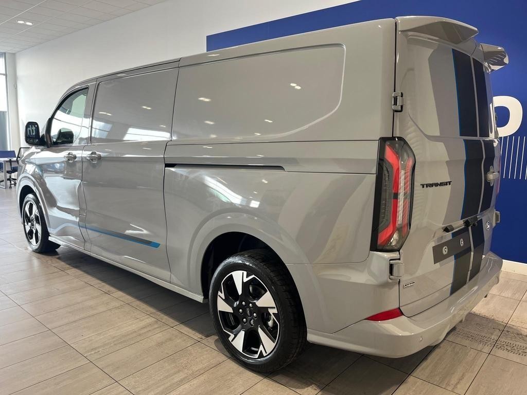 Ford Transit Custom Image 5