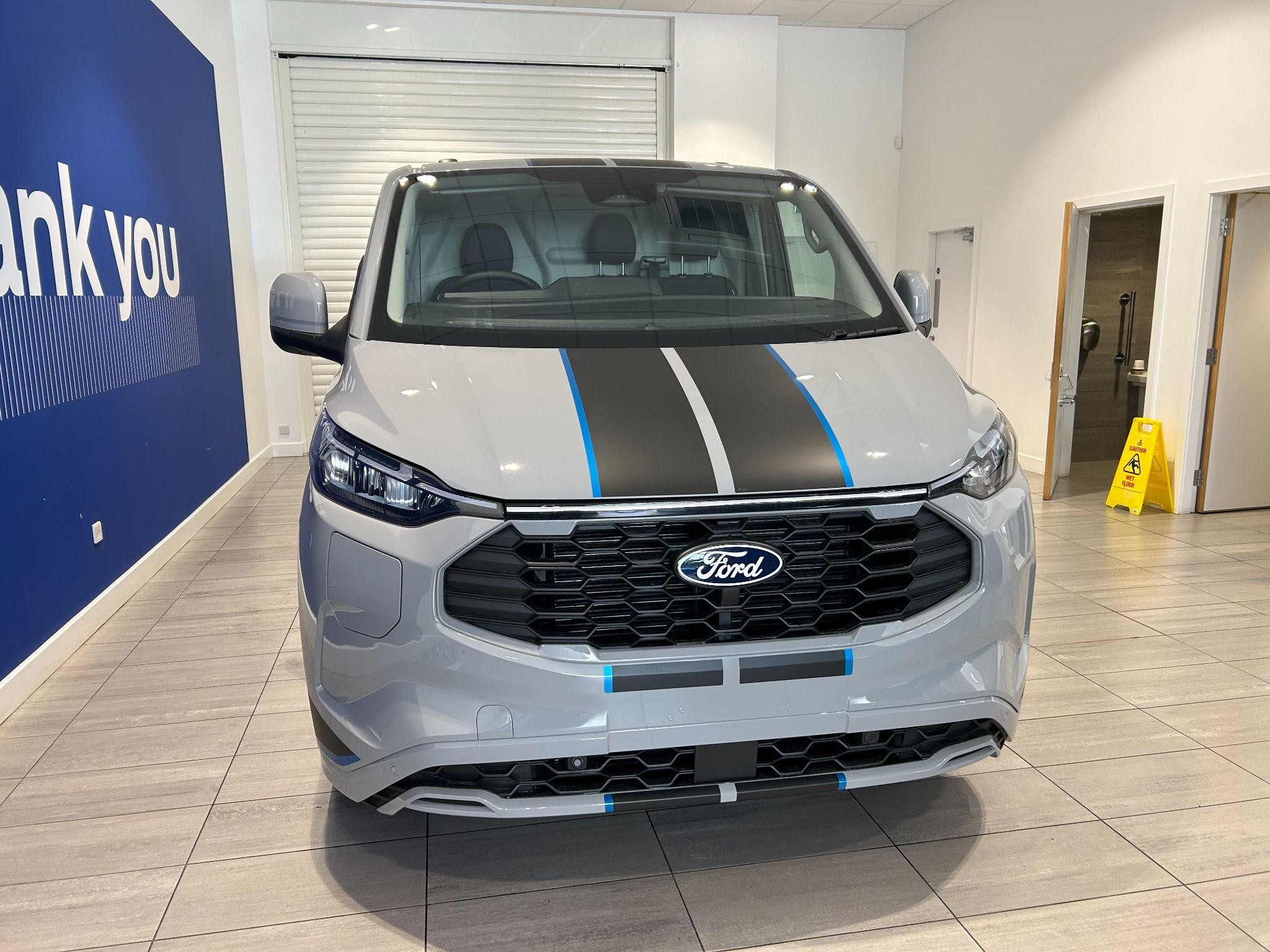 Ford Transit Custom Image 4