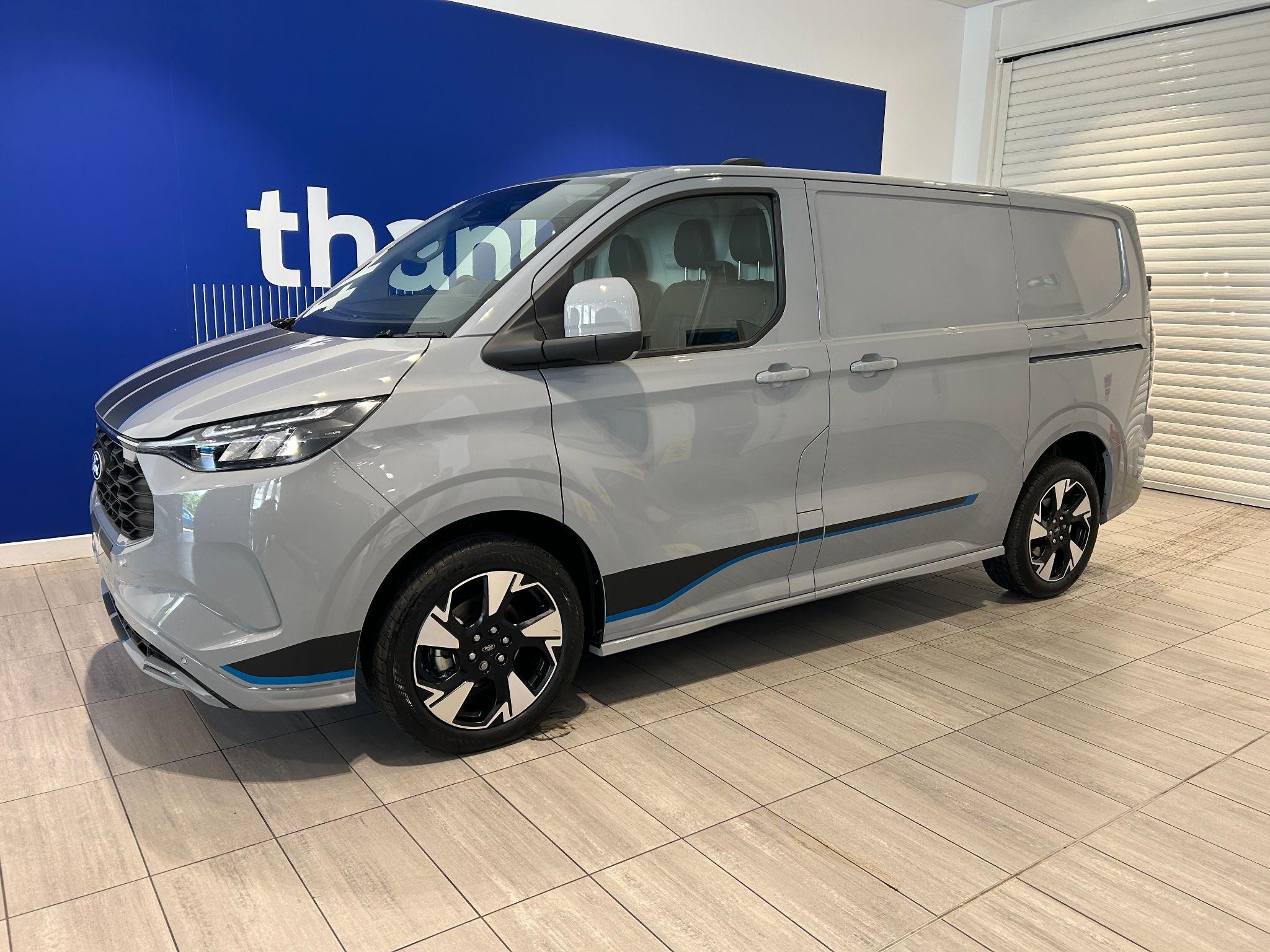 Ford Transit Custom Image 9