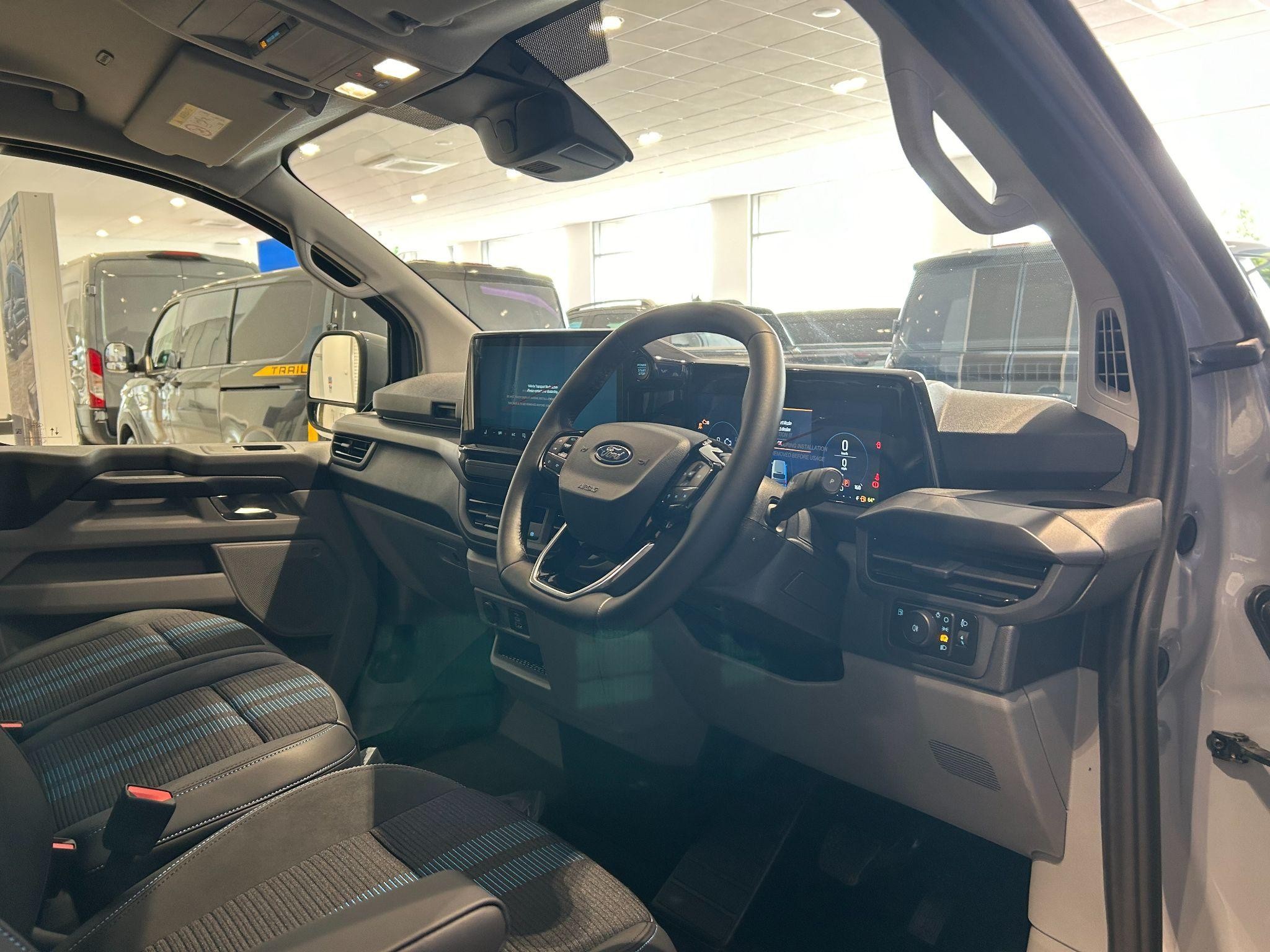 Ford Transit Custom Image 19