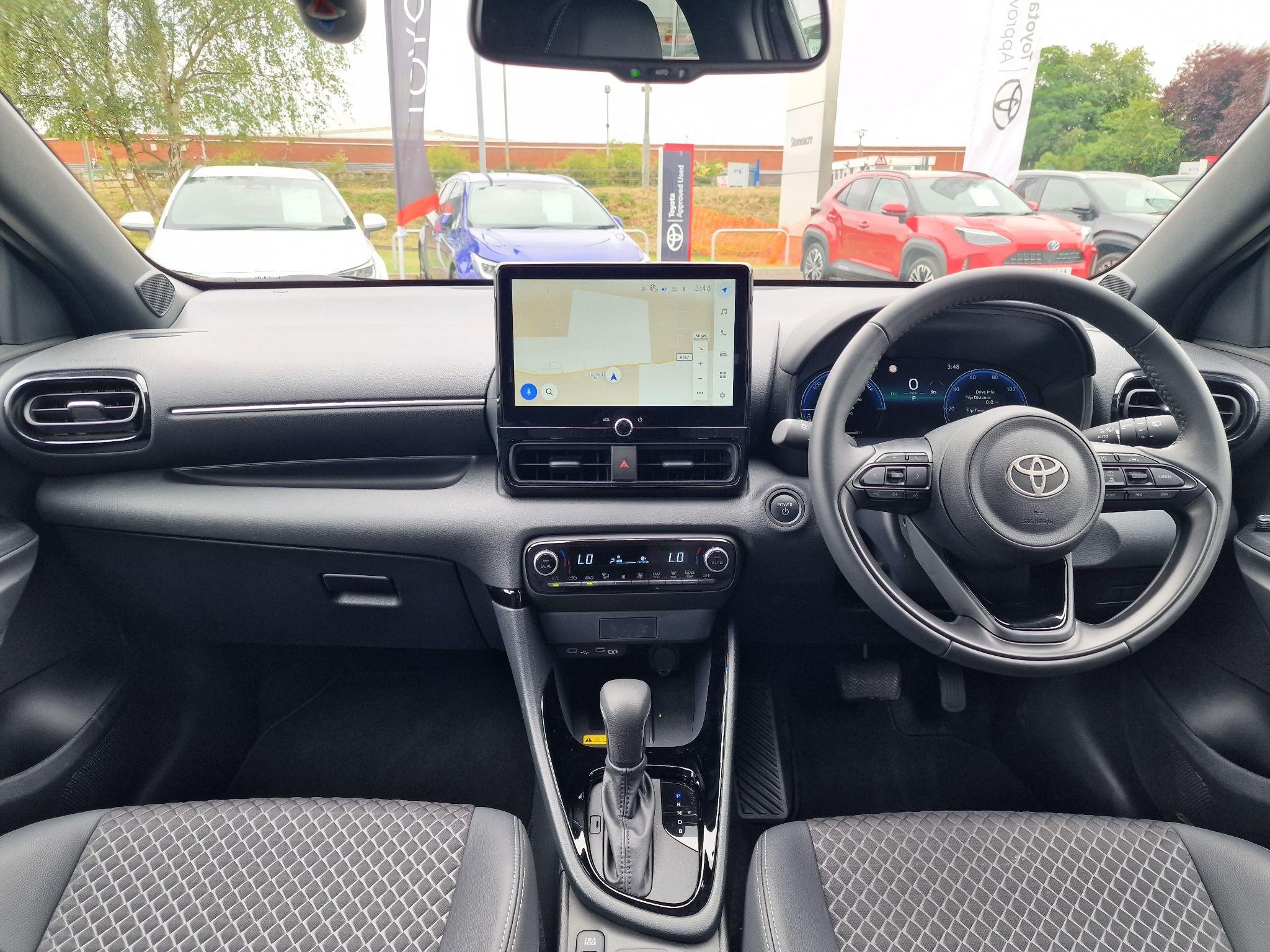 Toyota Yaris Image 7