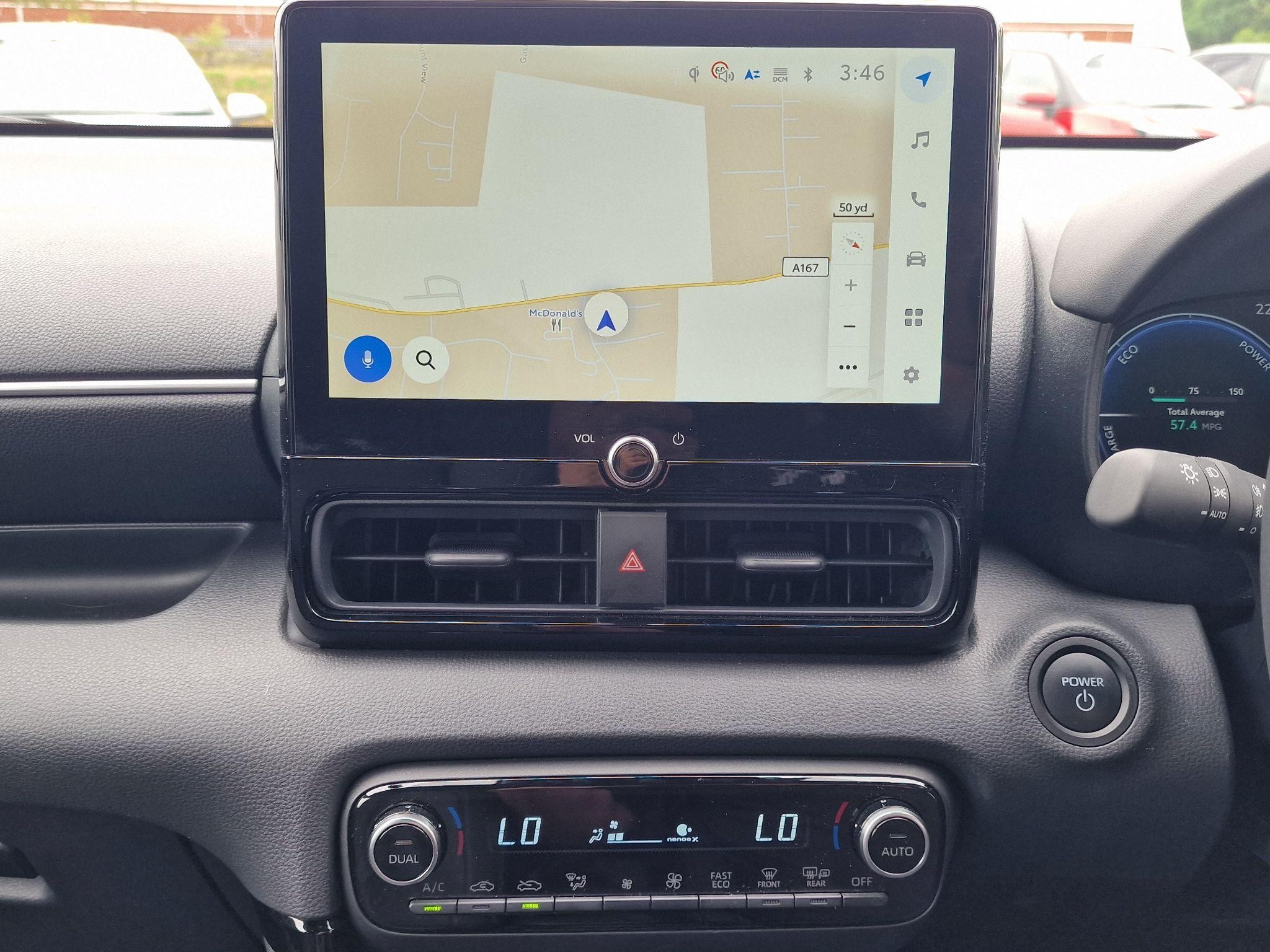 Toyota Yaris Image 9