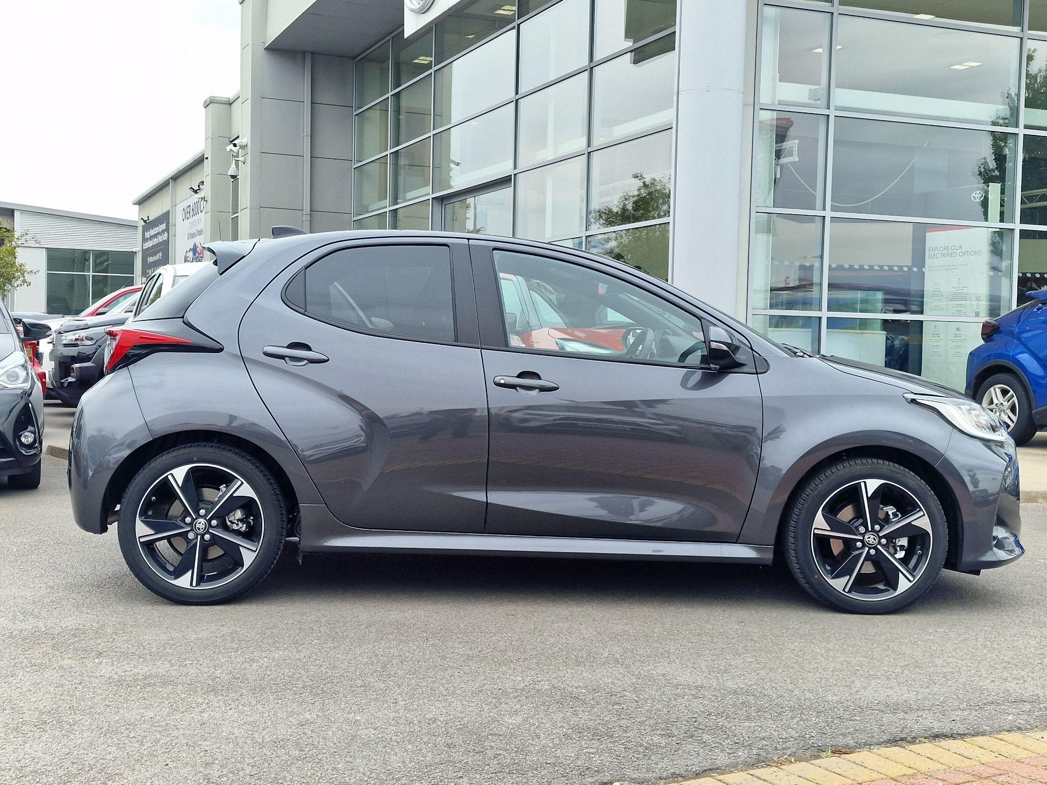 Toyota Yaris Image 18