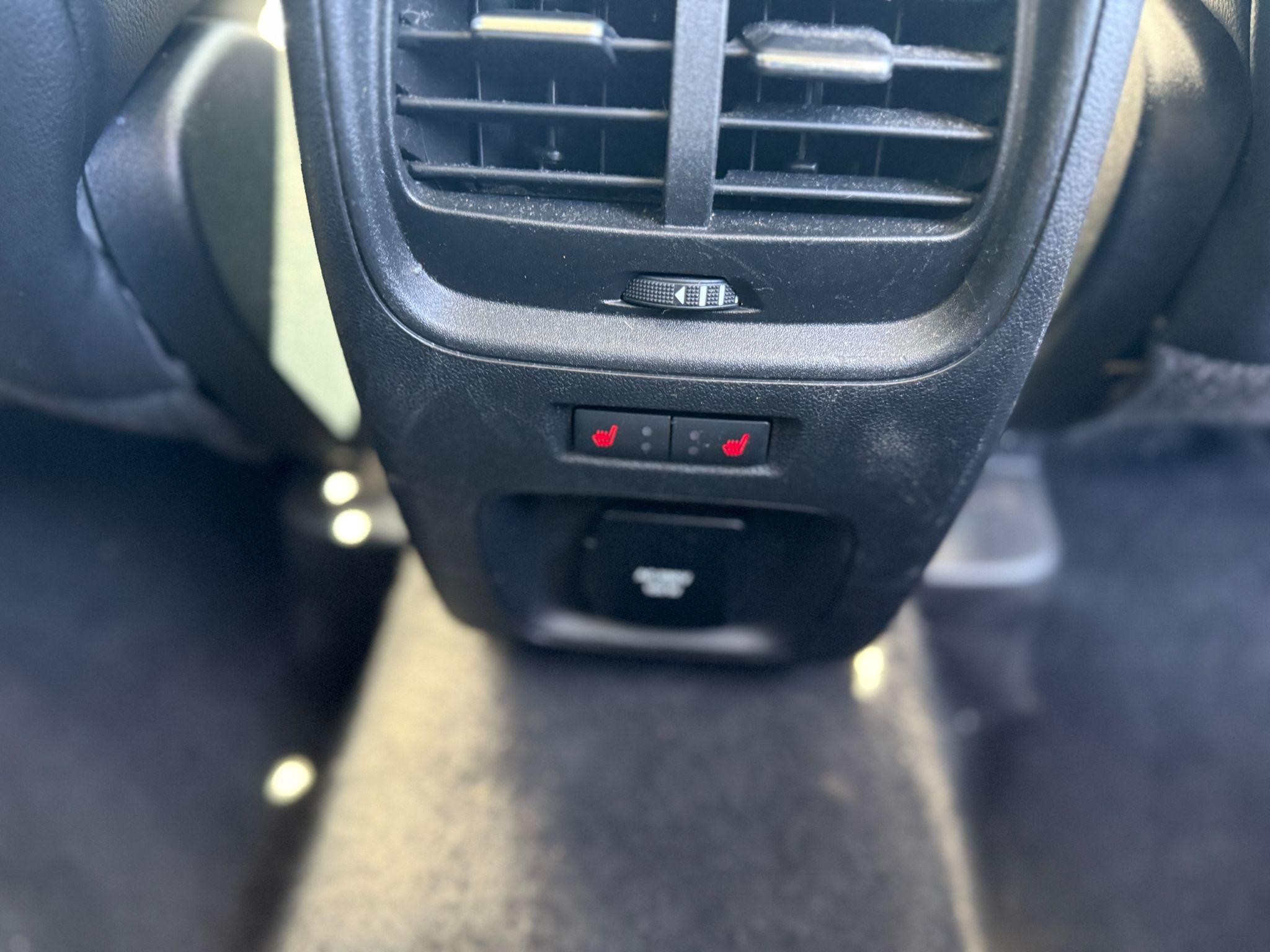 Ford Kuga Image 13