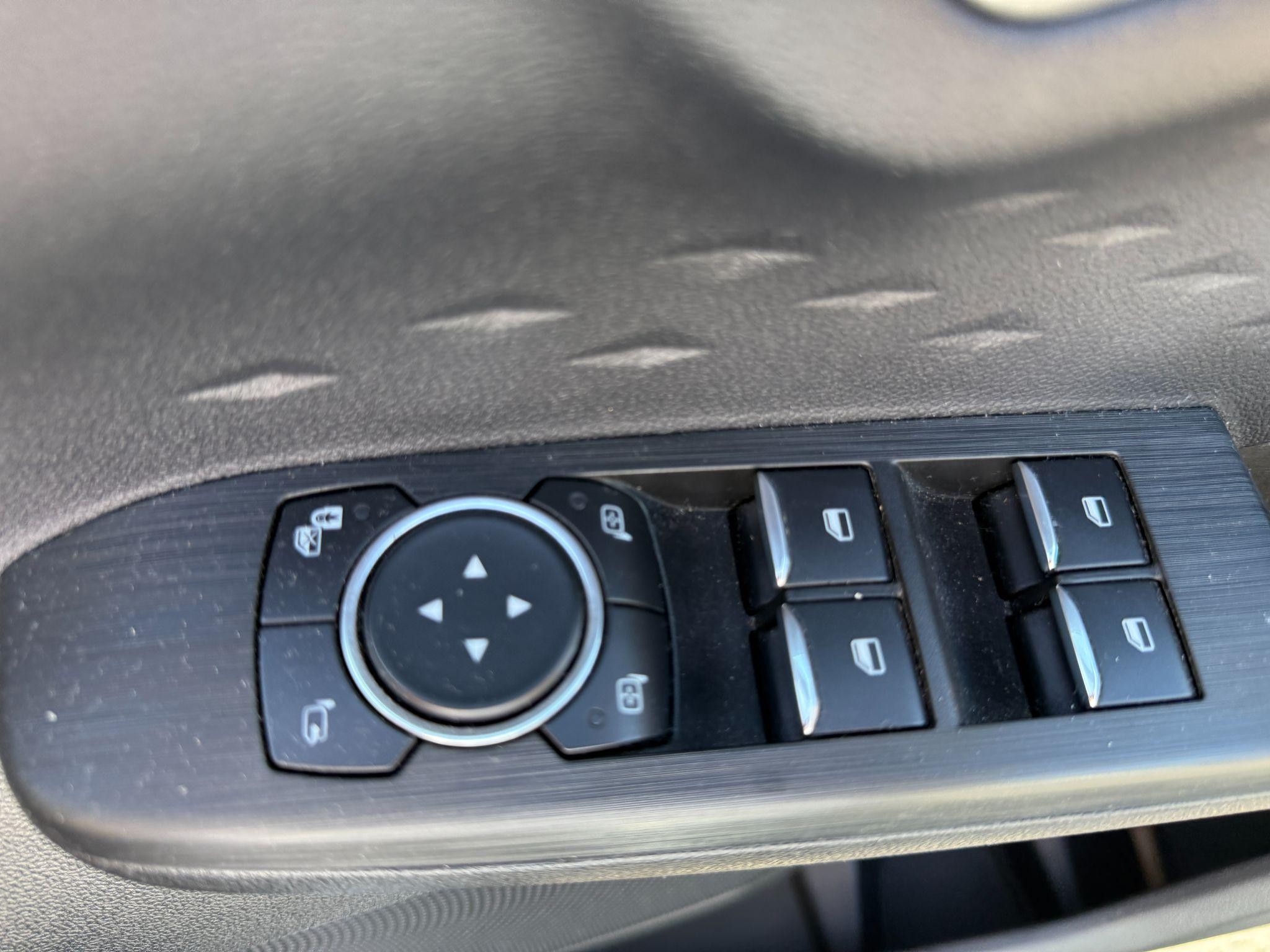 Ford Kuga Image 15