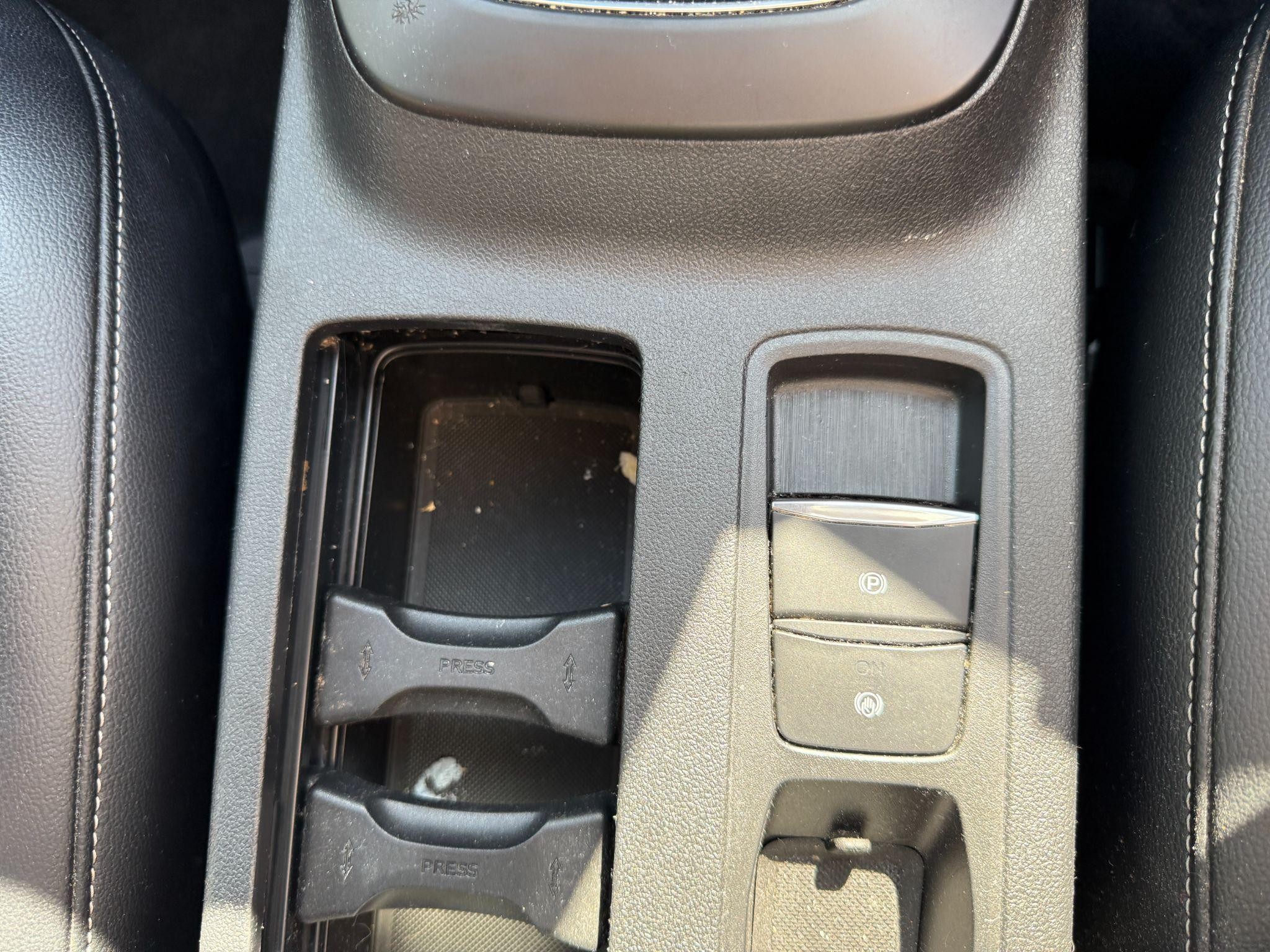 Ford Kuga Image 20