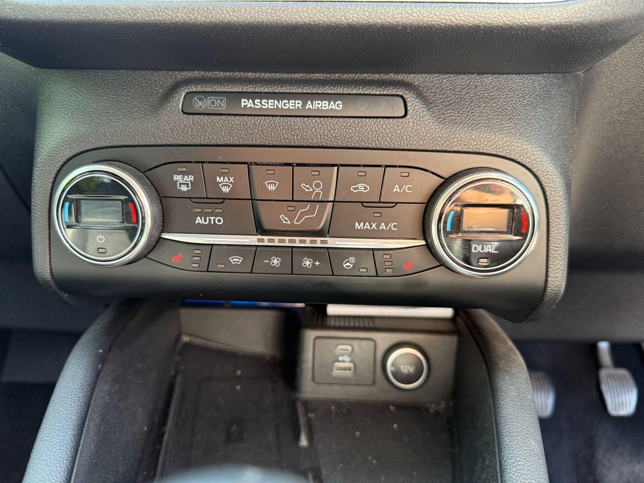 Ford Kuga Image 33