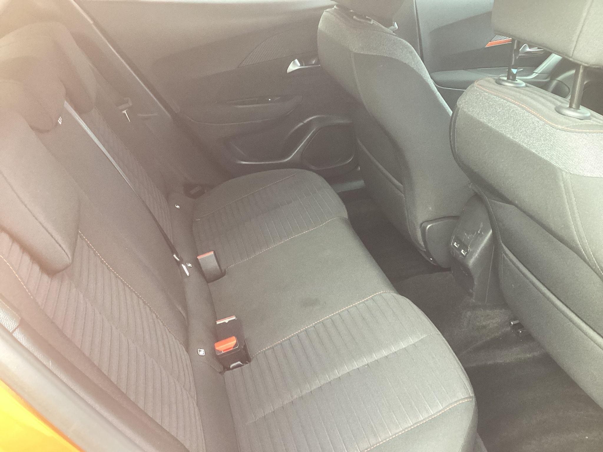 Peugeot E-2008 Image 14