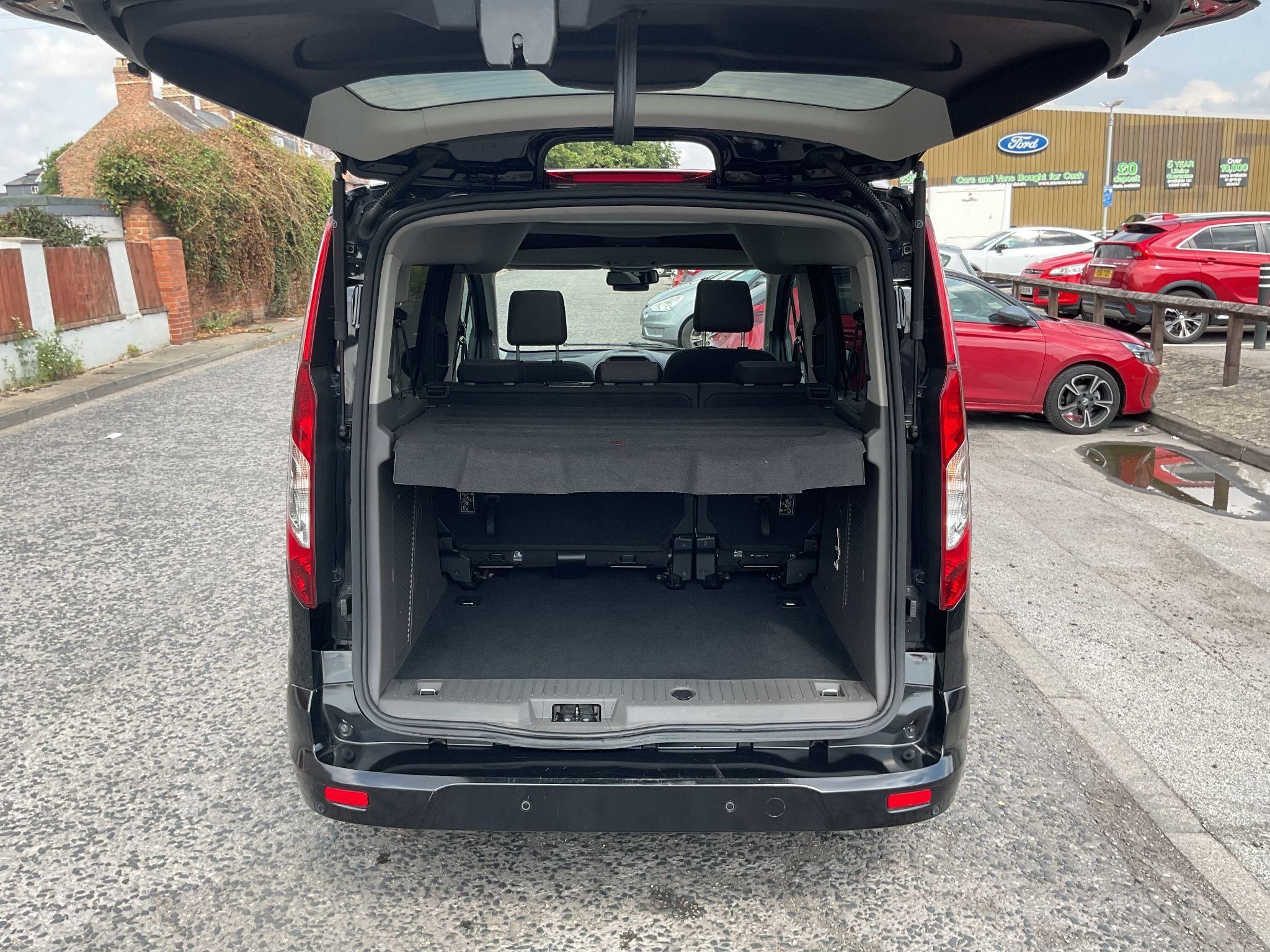 Ford Tourneo Connect Image 22
