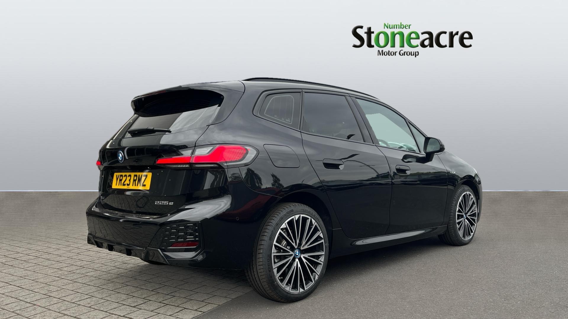 BMW 2 Series Active Tourer Image 2
