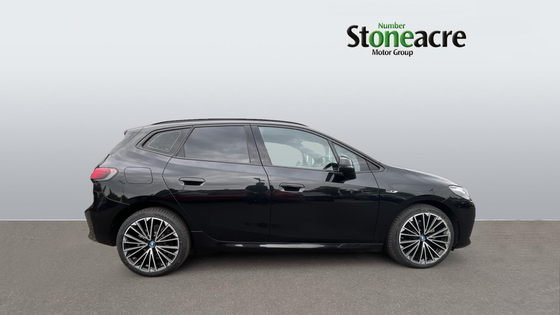 BMW 2 Series Active Tourer Image 3