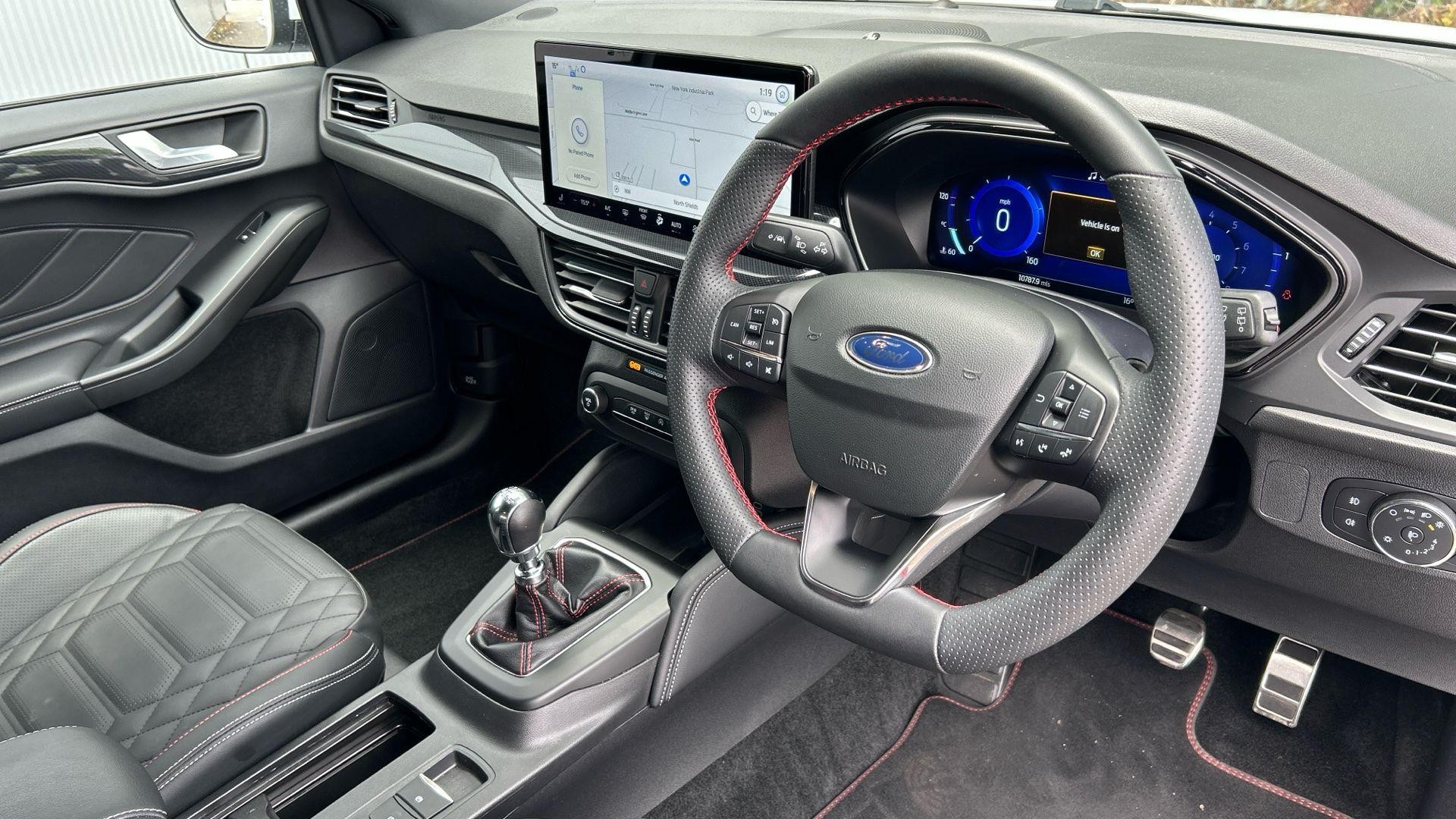 Ford Focus Image 10
