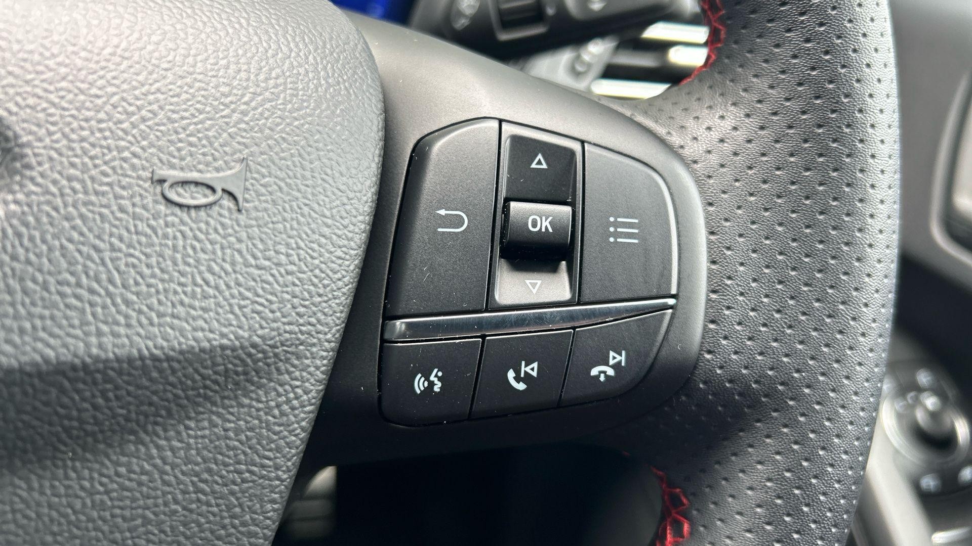 Ford Focus Image 37