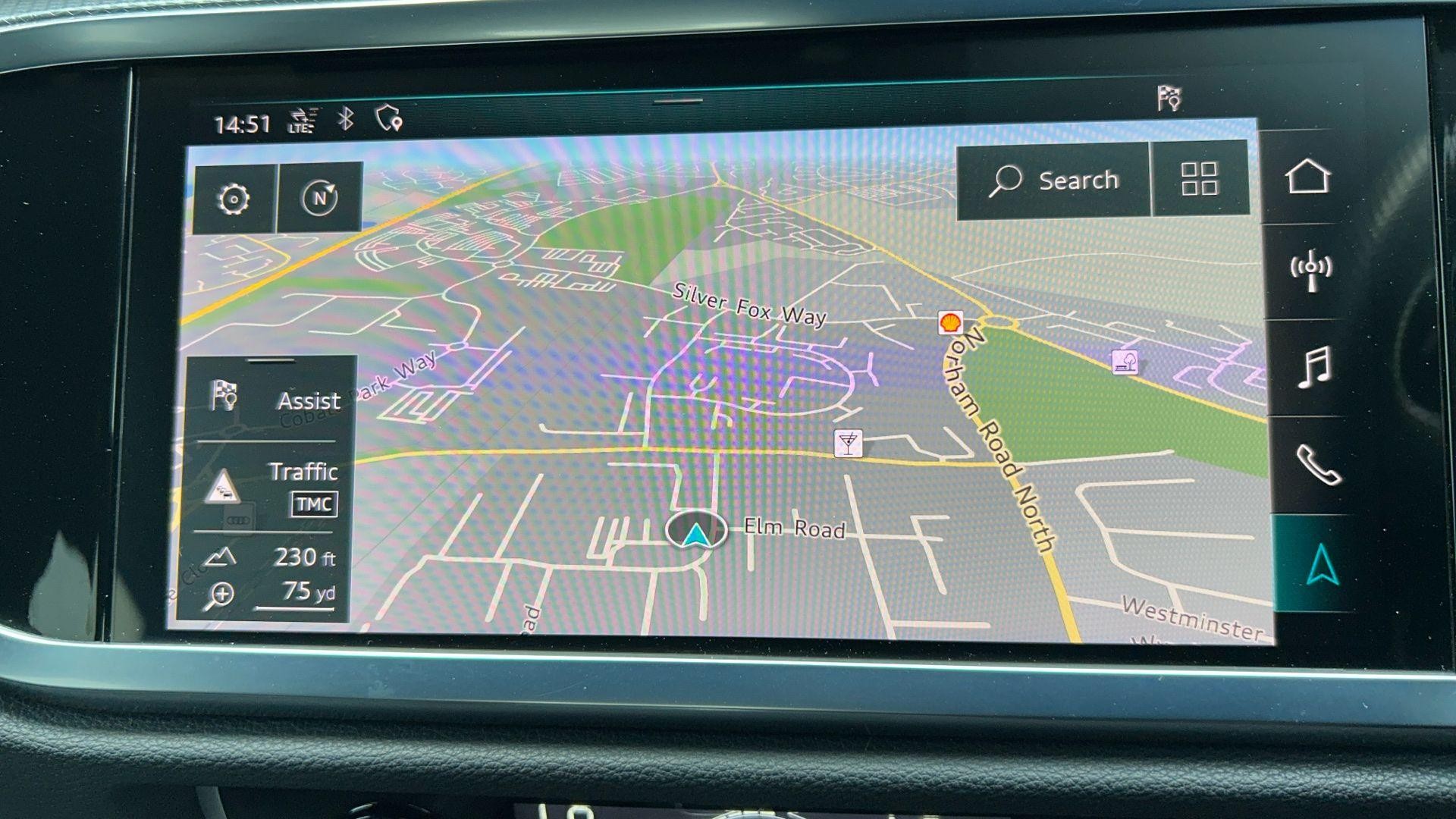 Audi Q3 Image 11