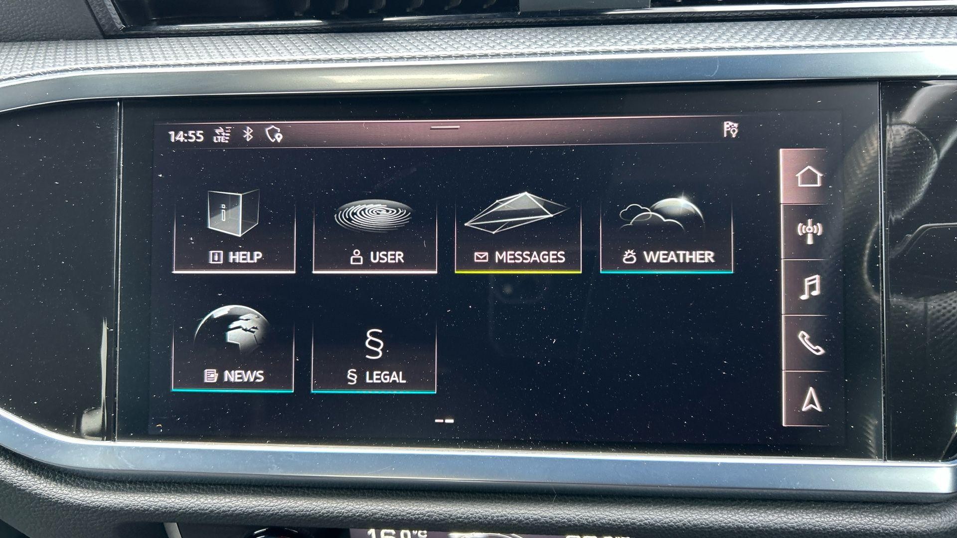 Audi Q3 Image 25