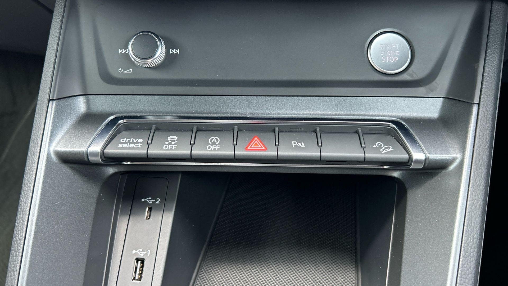 Audi Q3 Image 34