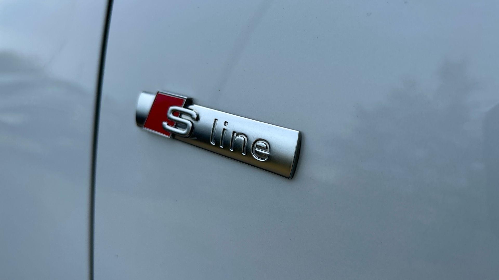 Audi Q3 Image 46