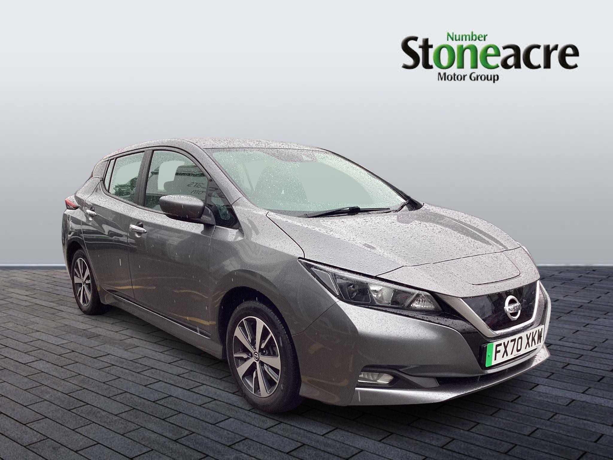 Nissan LEAF Image 1