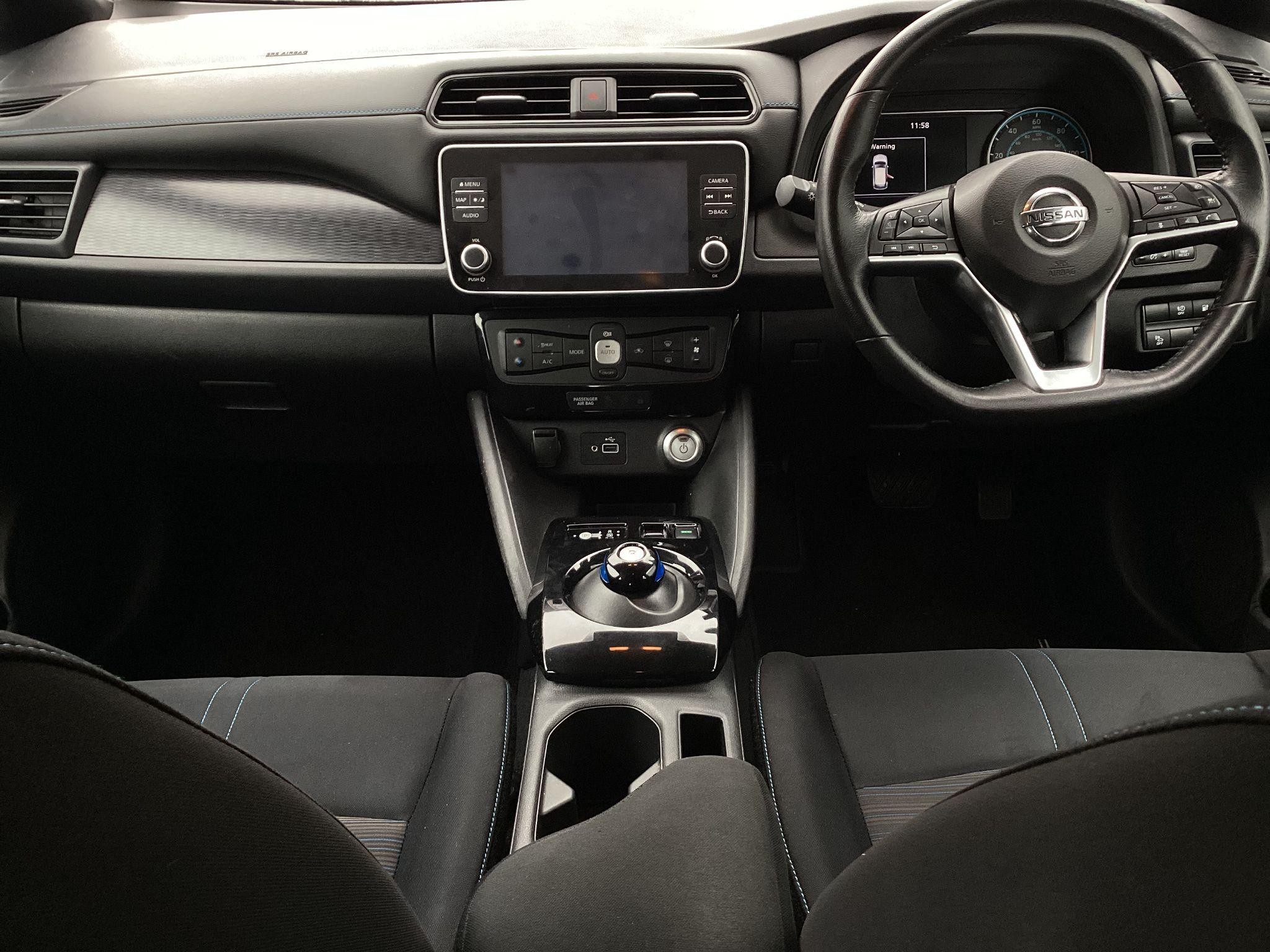 Nissan LEAF Image 11