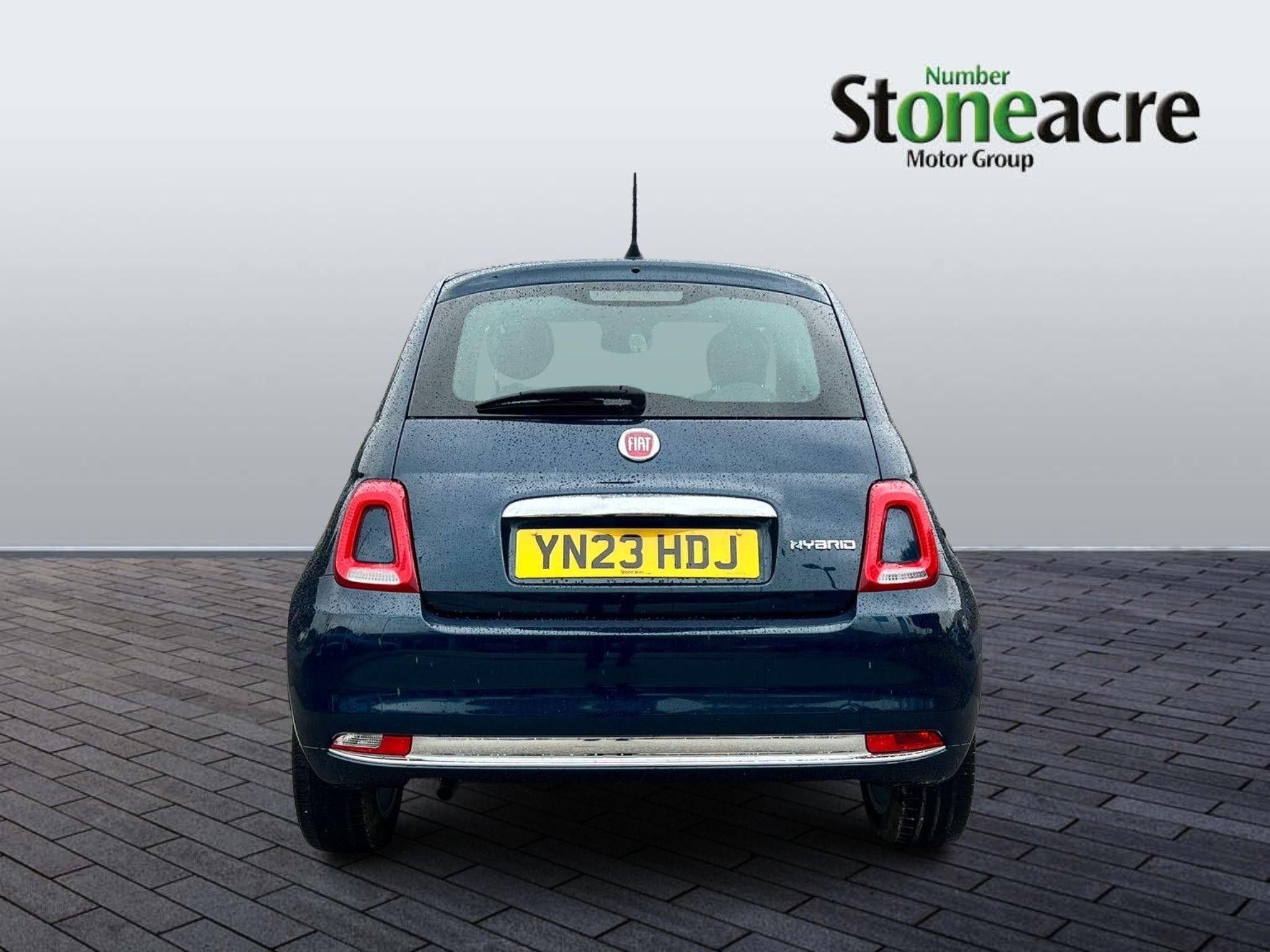 Fiat 500 Hybrid Image 3