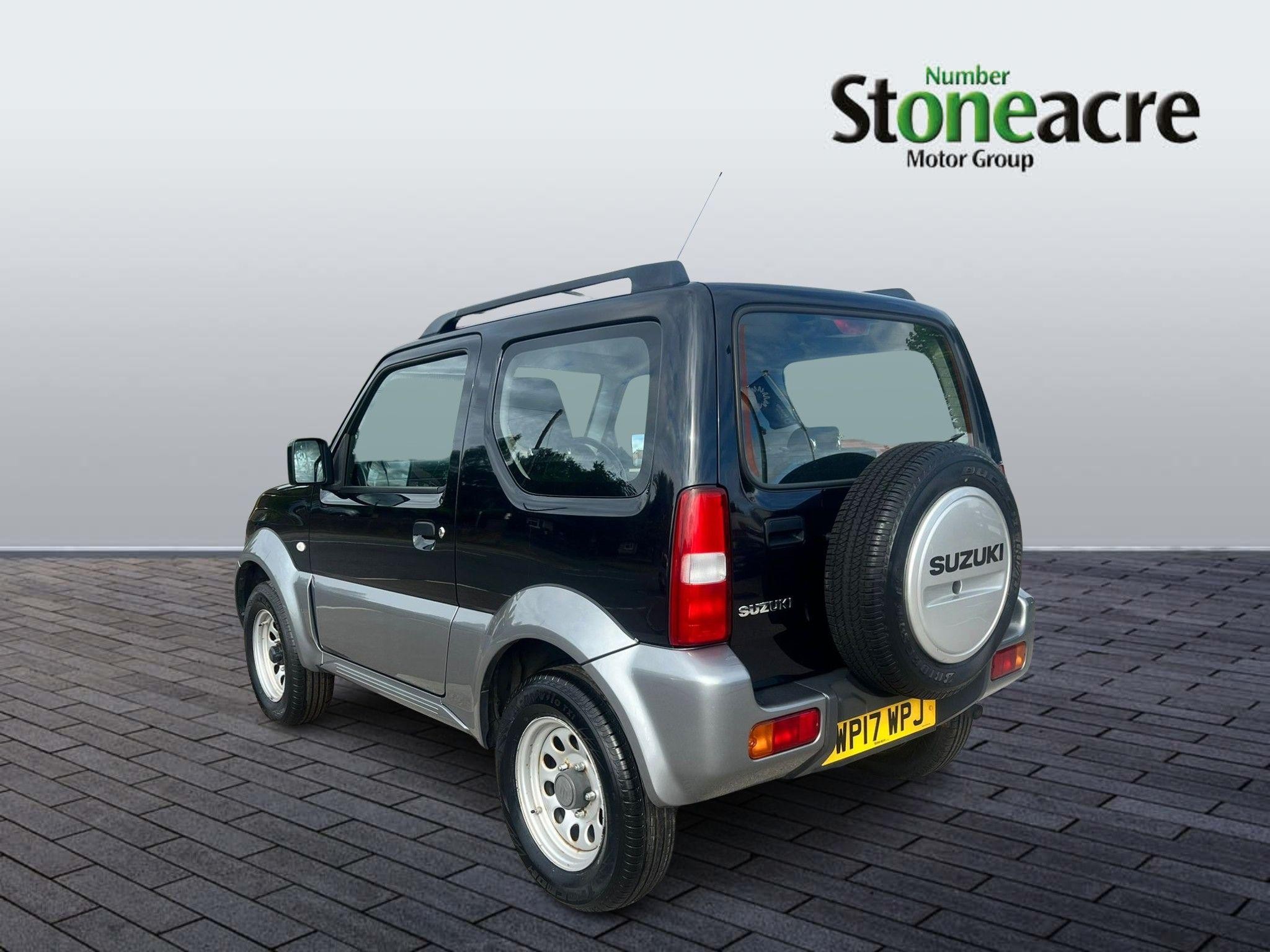 Suzuki Jimny Image 8