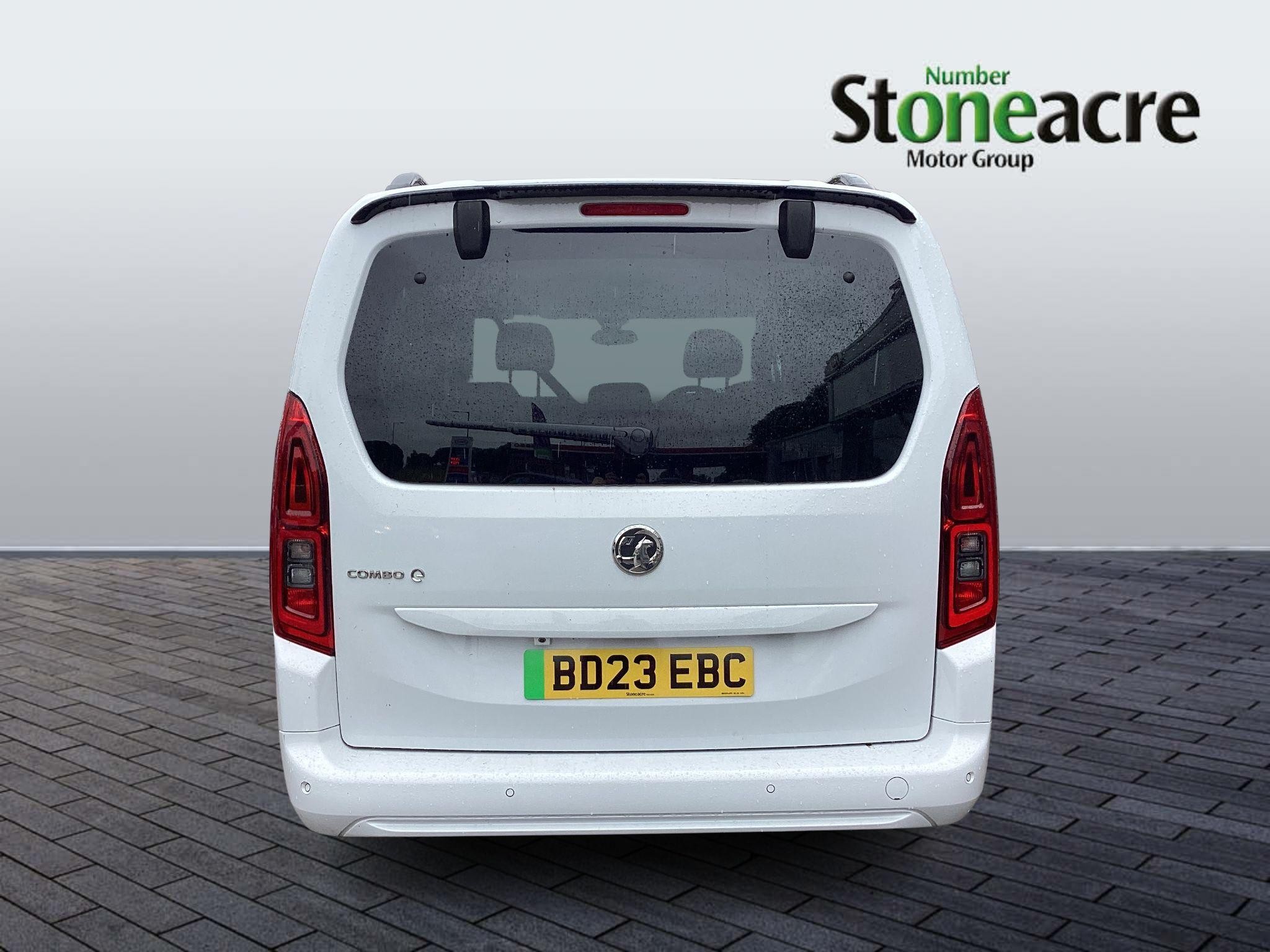 Vauxhall Combo Life Electric Image 4