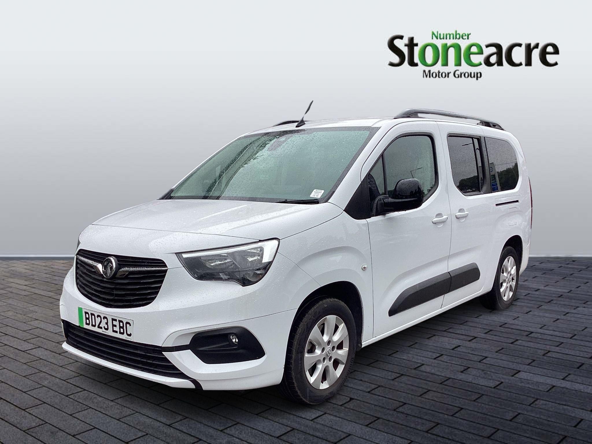 Vauxhall Combo Life Electric Image 7
