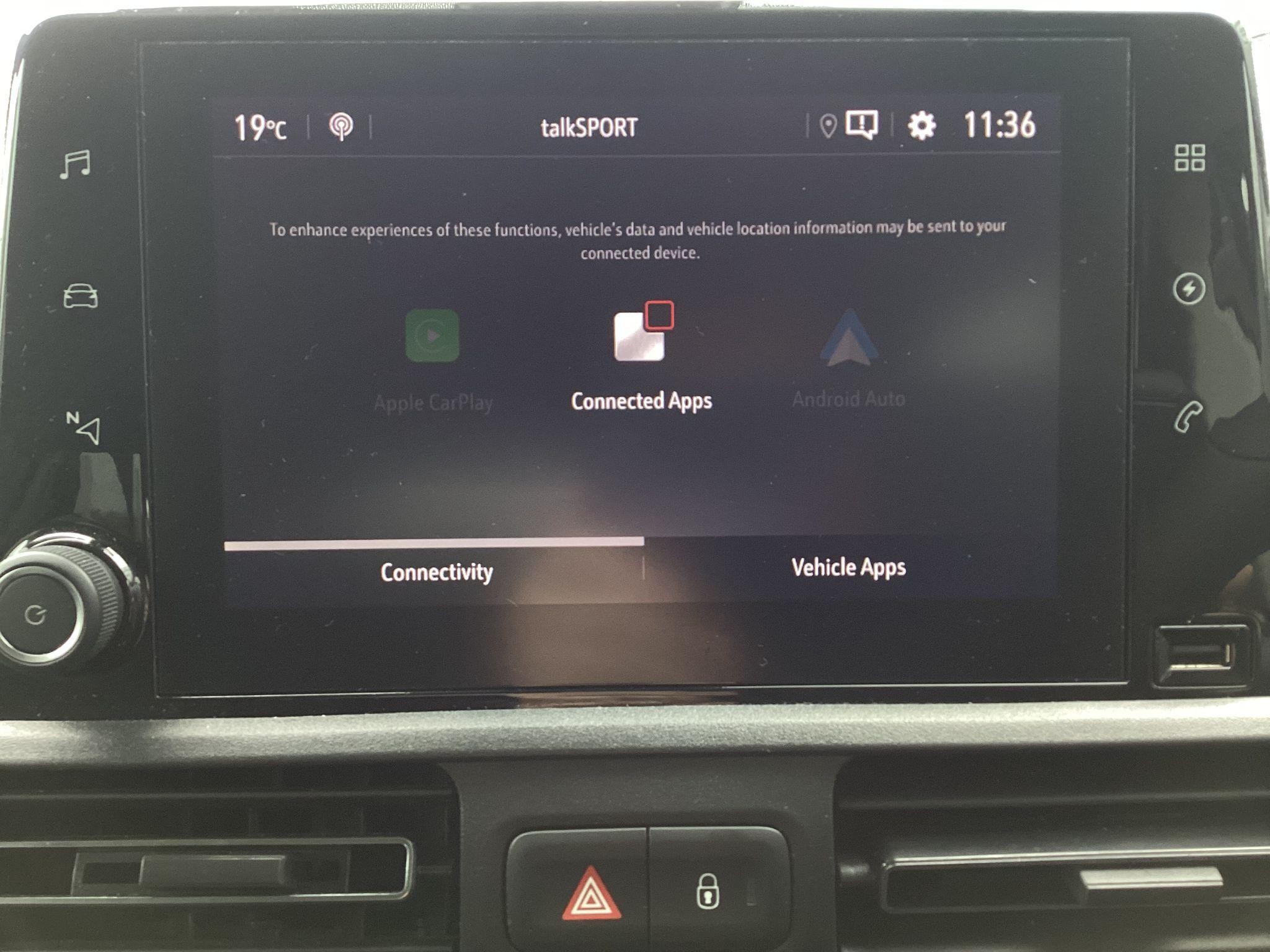 Vauxhall Combo Life Electric Image 26