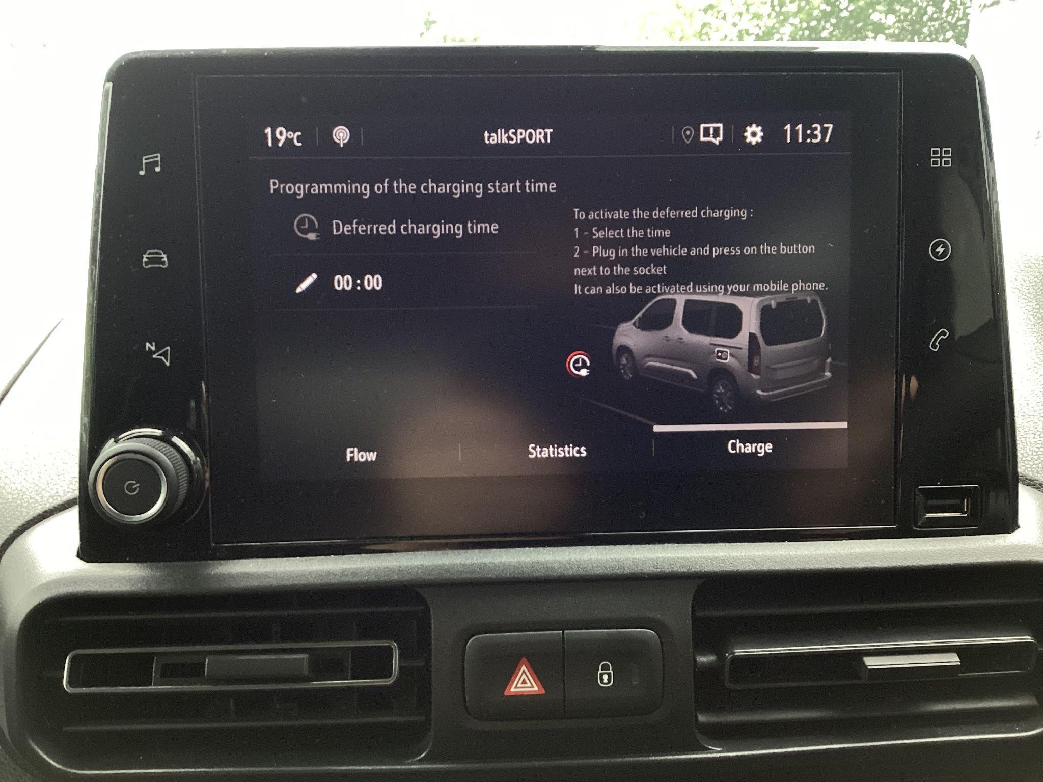 Vauxhall Combo Life Electric Image 30