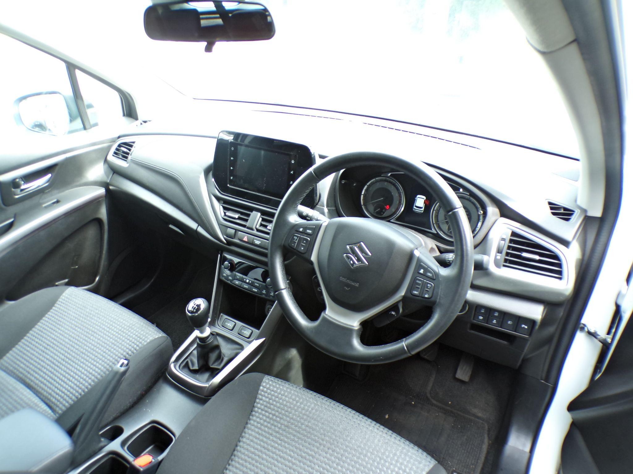 Suzuki SX4 S-Cross Image 9