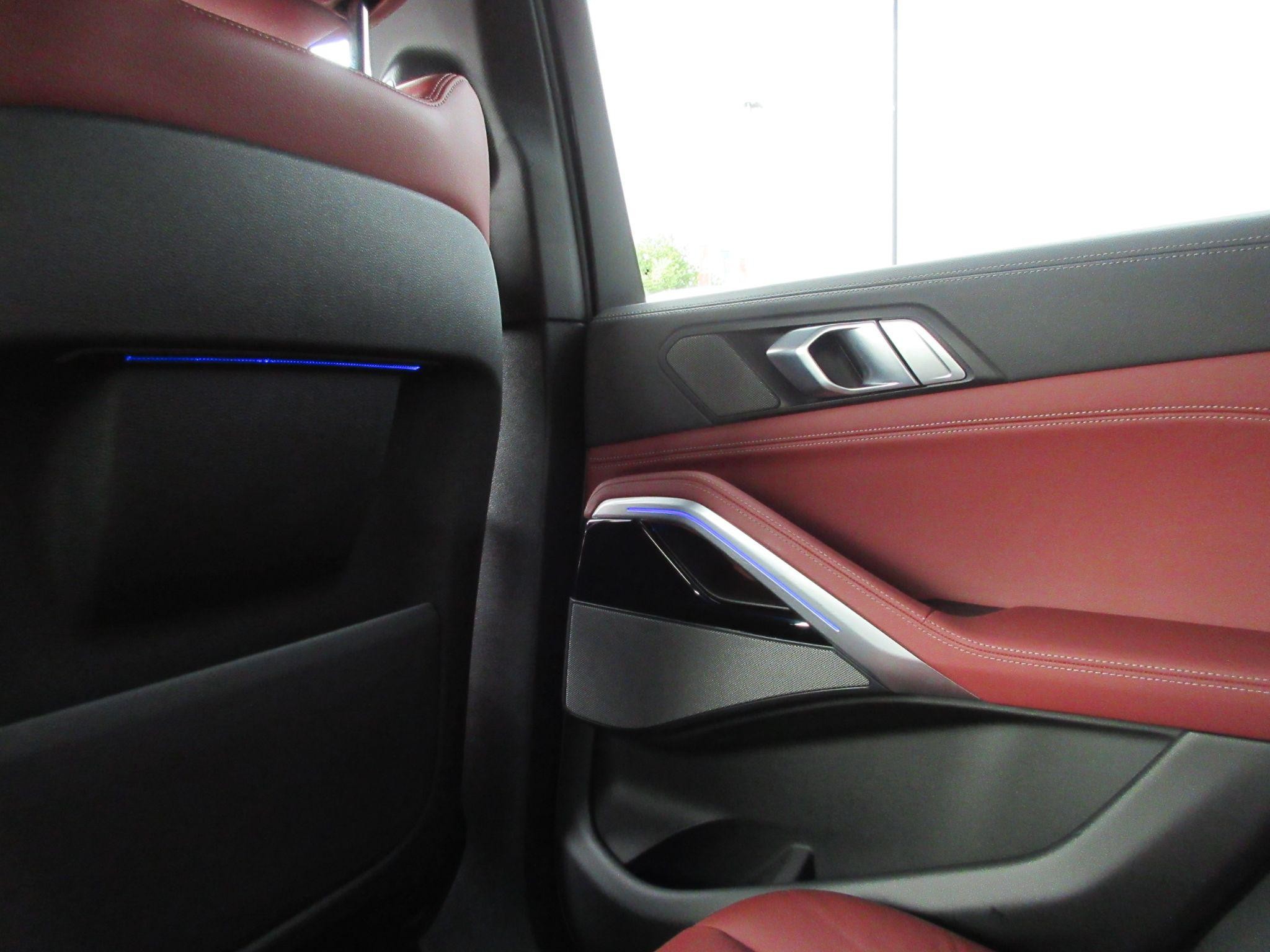 BMW X6 Image 50
